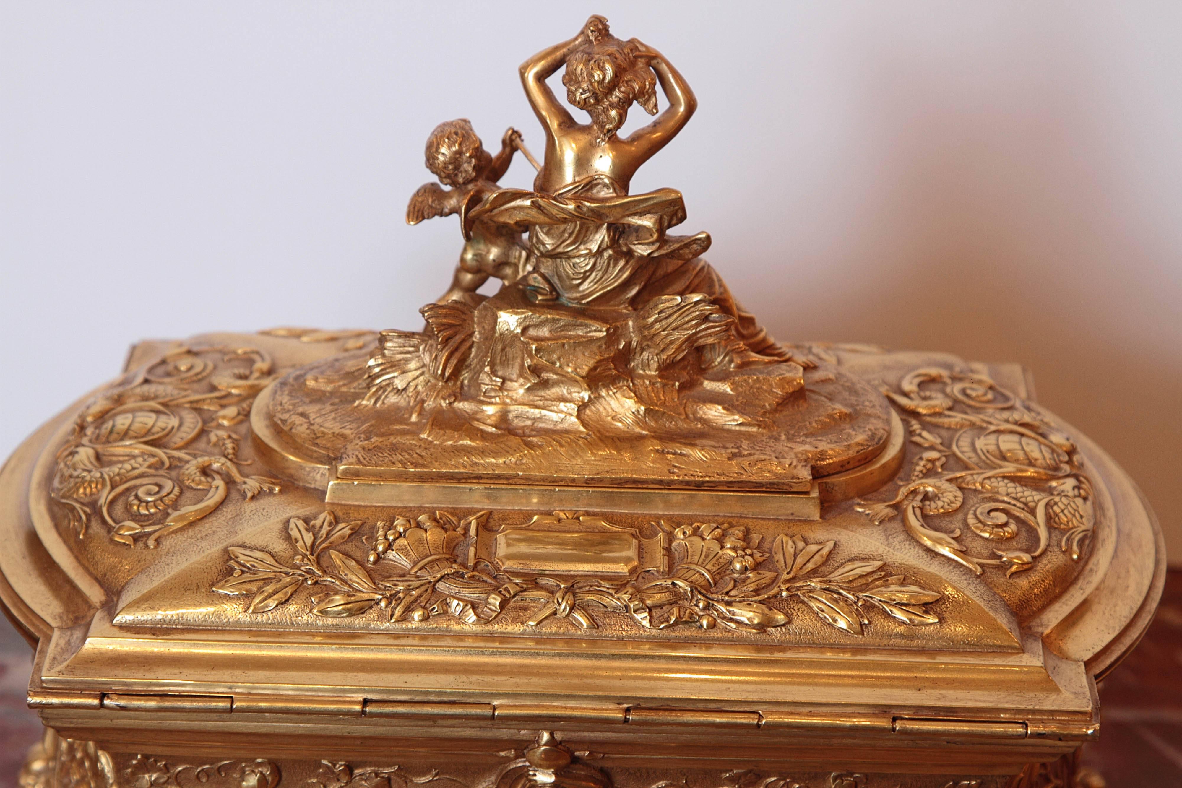 19th Century French Large Finely Cast Gilt Bronze Casket 4
