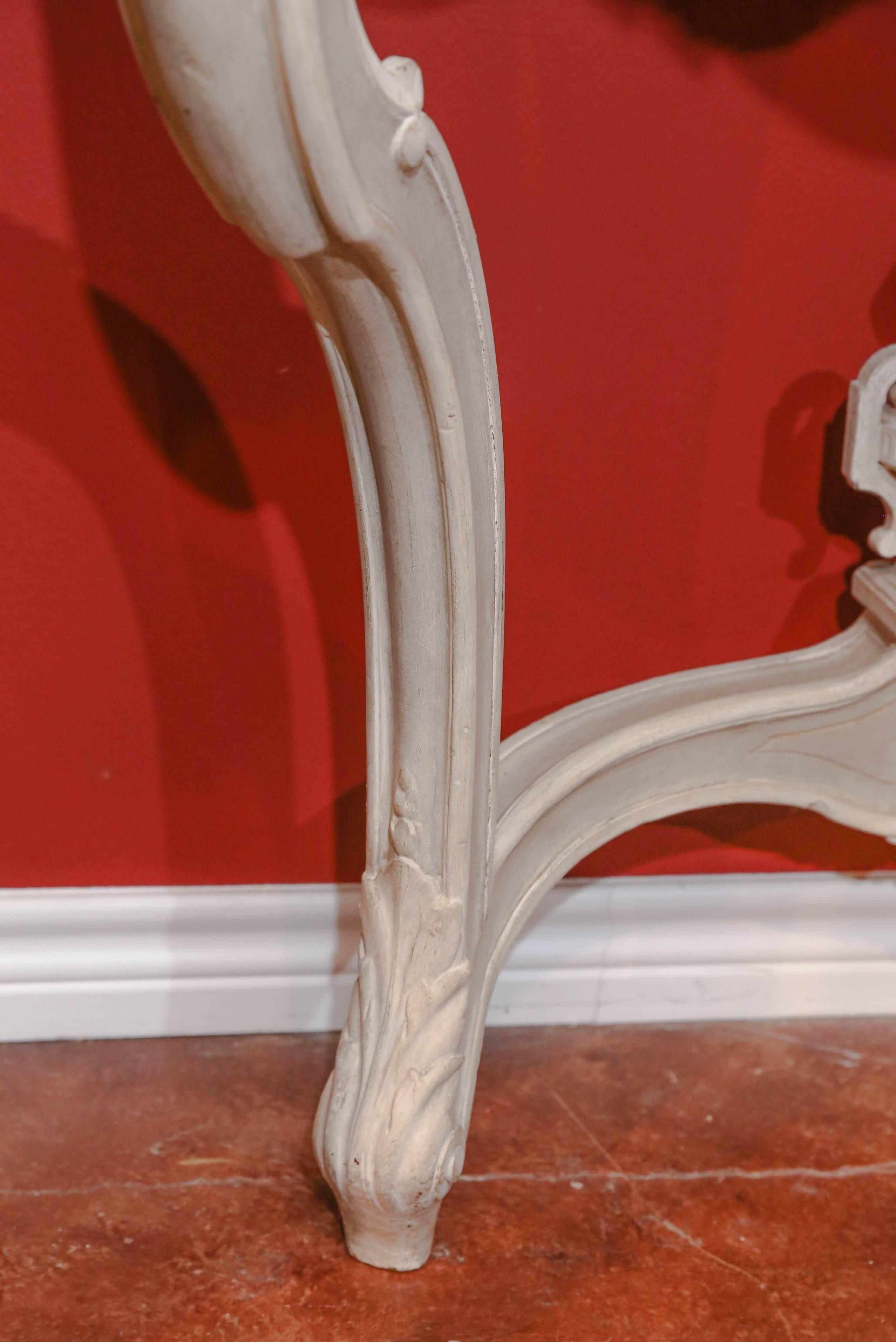 19th Century Pair of French Louis XV Painted Console Tables with White and Gray Marble Tops For Sale