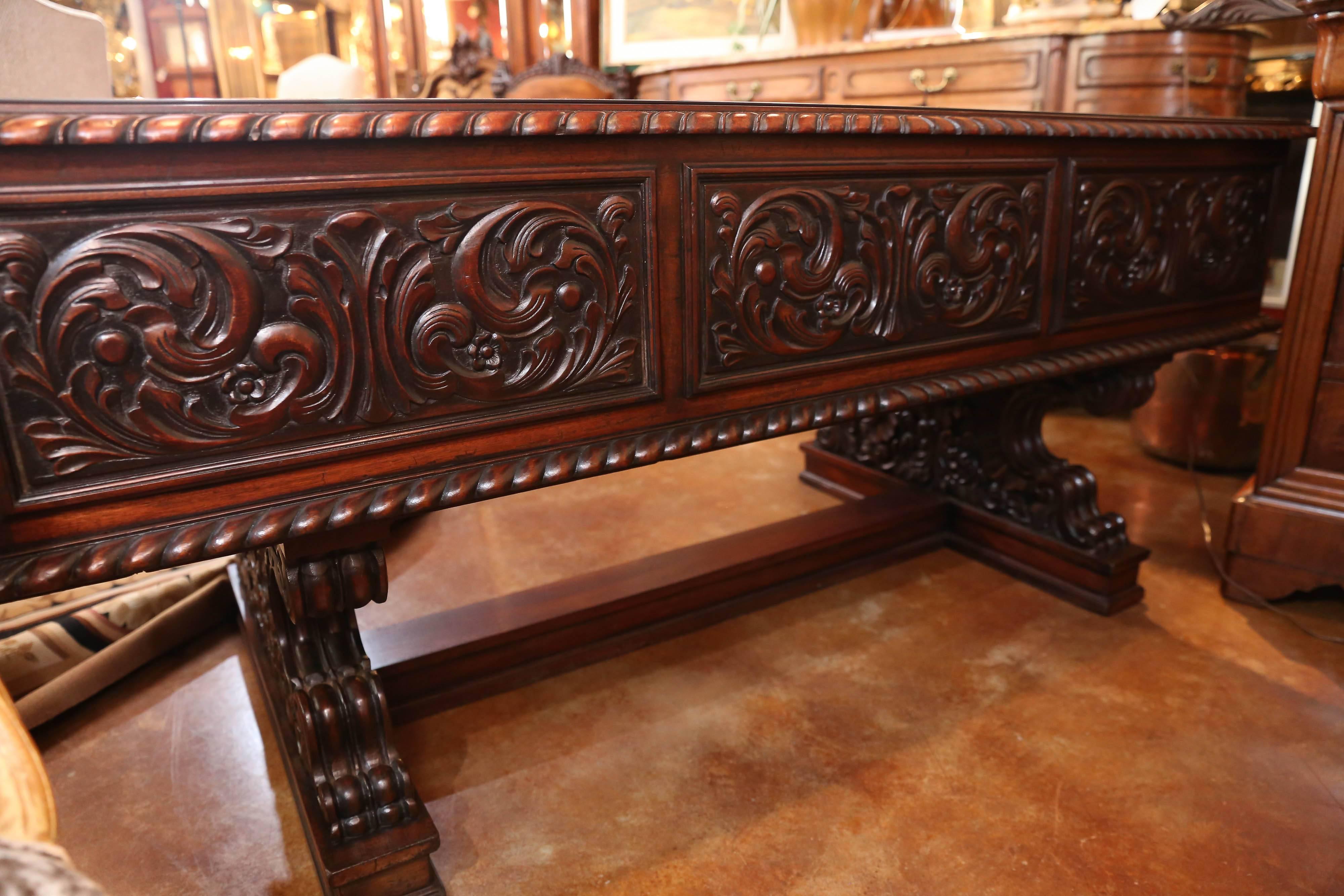 Antique Spanish Desk Carved in Mahogany with Serpentine Curved Legs 5
