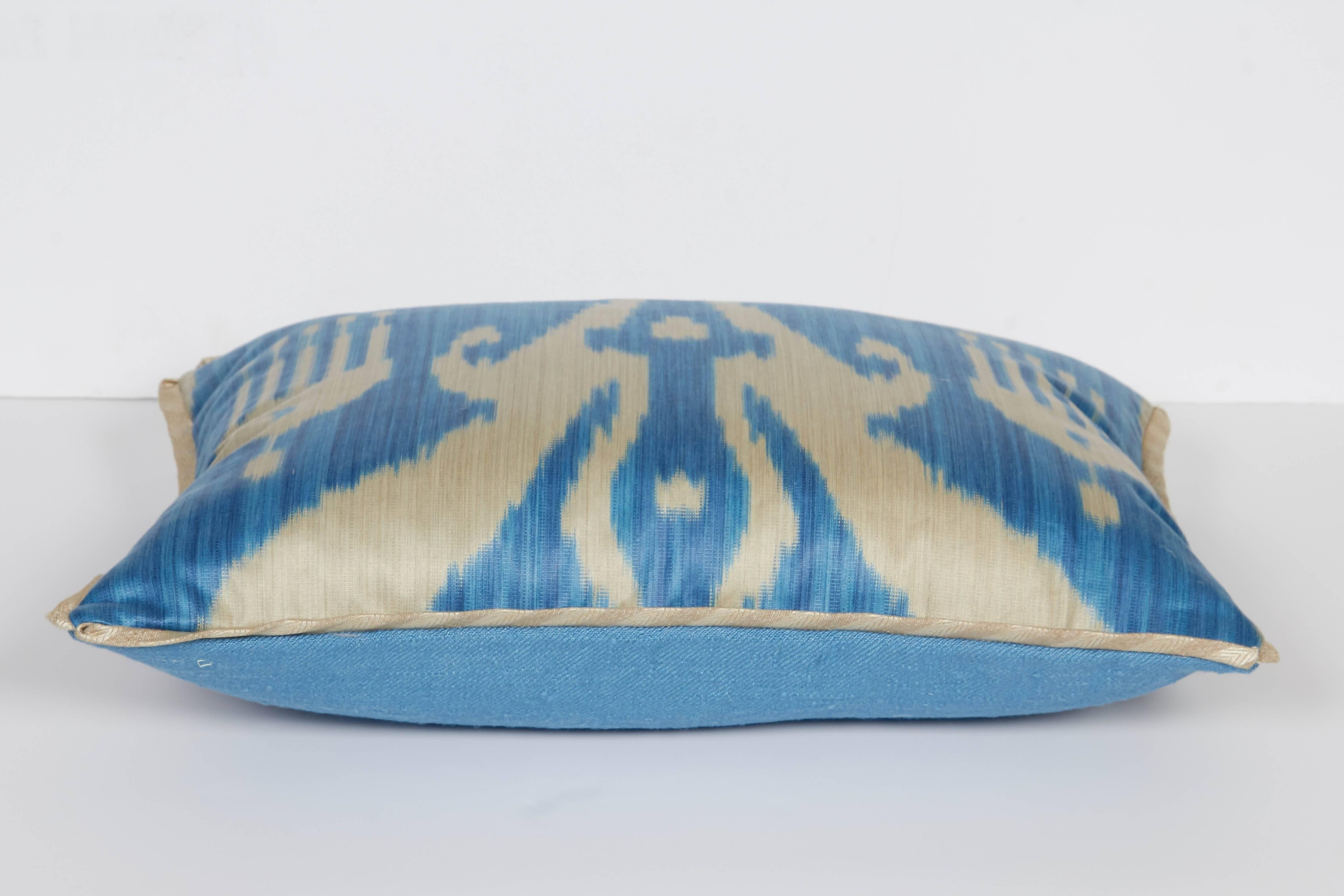 A Newly Made Lumbar Cushion in Vintage Ikat Fabric In Excellent Condition In New York, NY