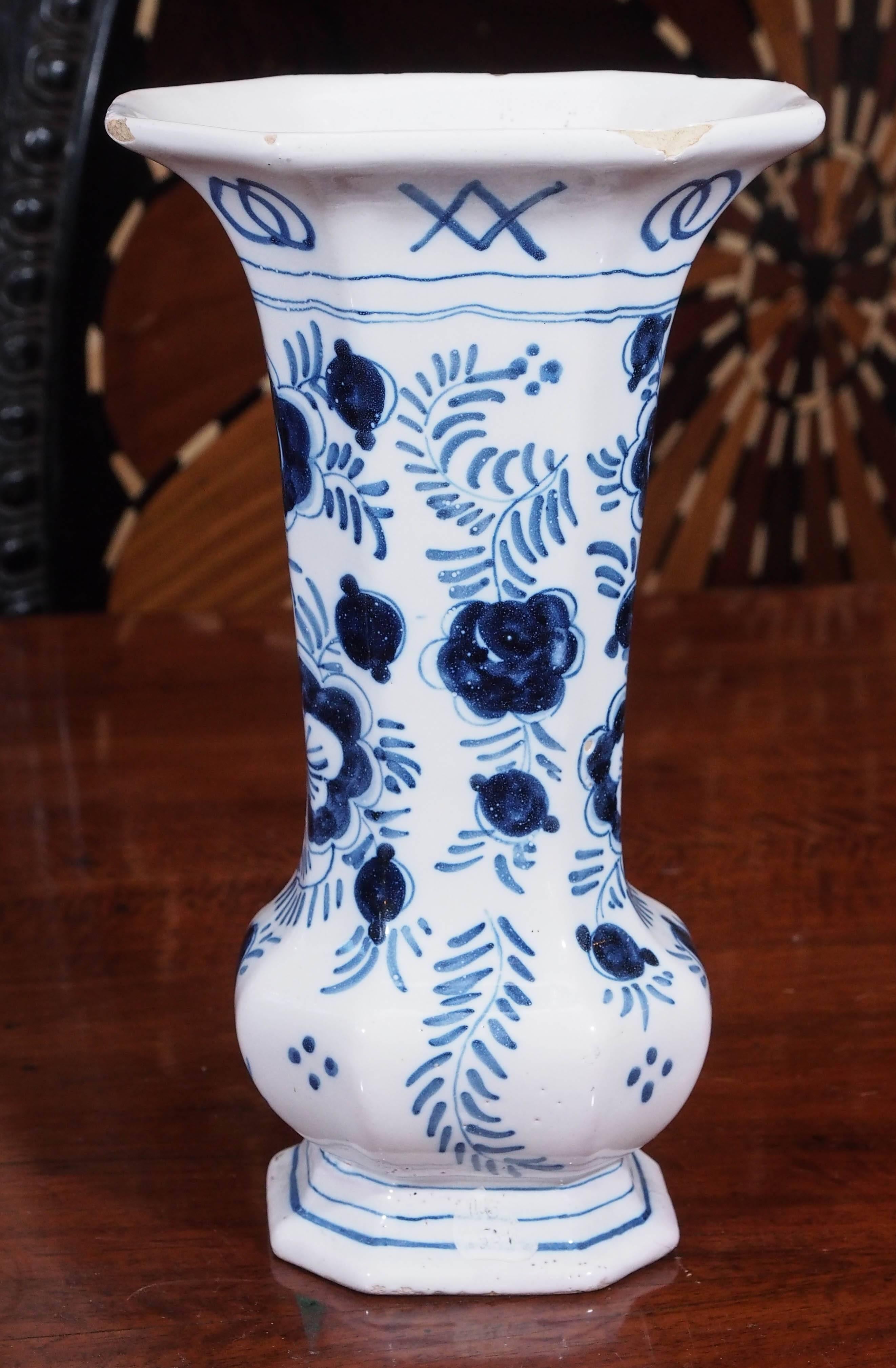 Pair of 19th Century Delft Trumpet Form Vases In Good Condition For Sale In Natchez, MS