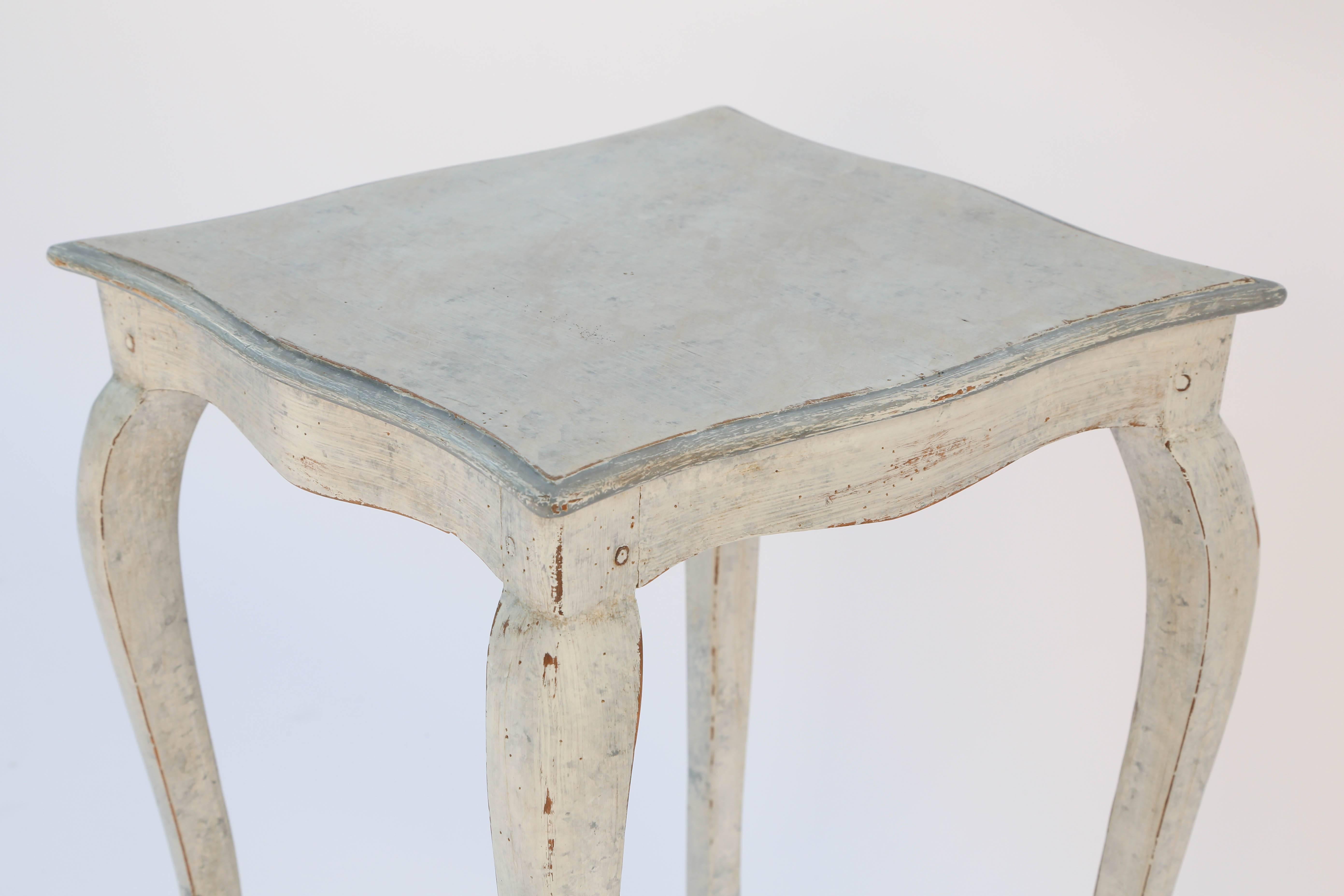 Painted Italian Accent Table In Excellent Condition In West Palm Beach, FL
