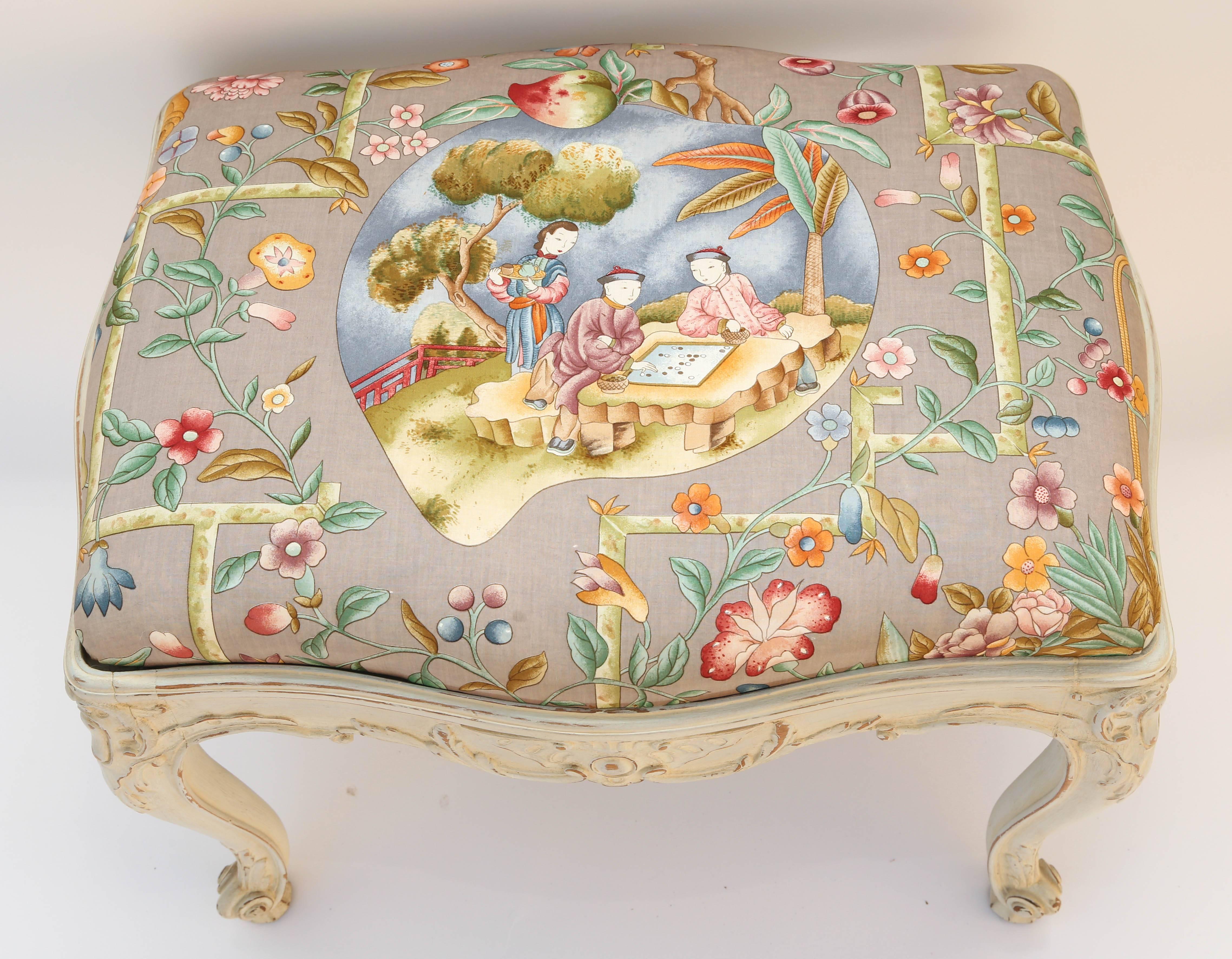 19th Century Painted Louis XV Stool In Excellent Condition For Sale In West Palm Beach, FL