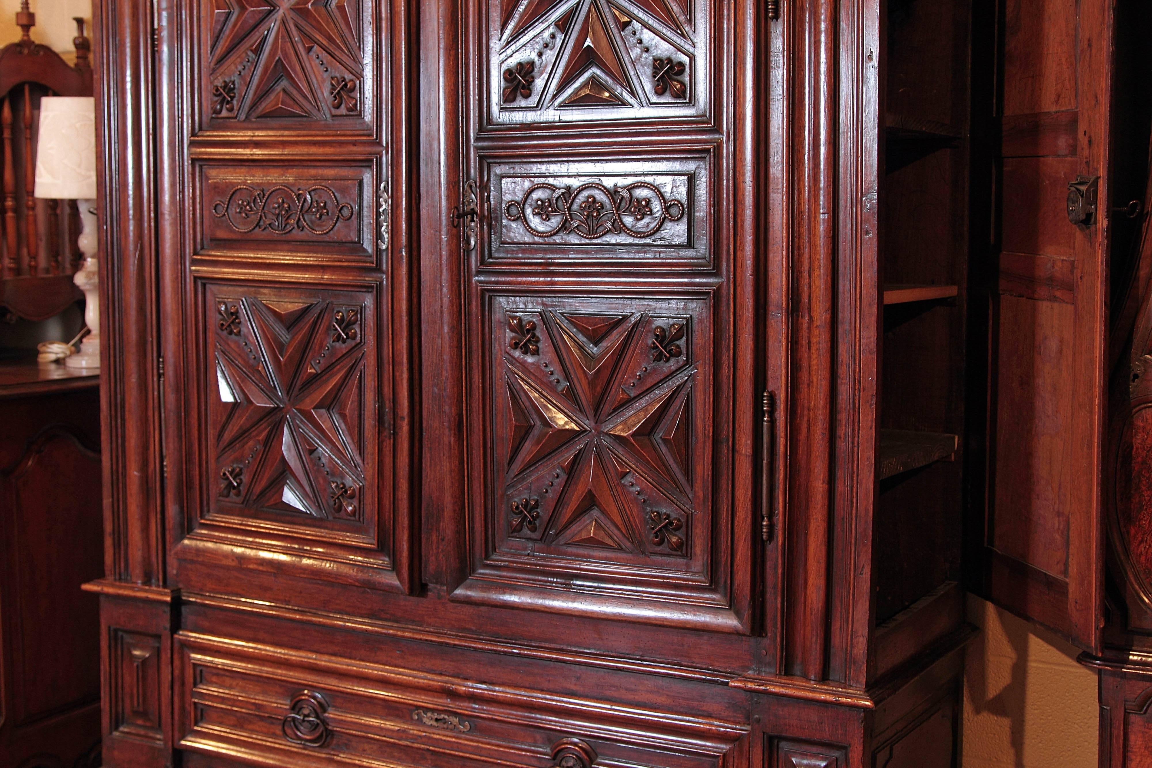 Patinated Mid-17th Century French Louis XIII Carved Walnut Armoire with Side Doors