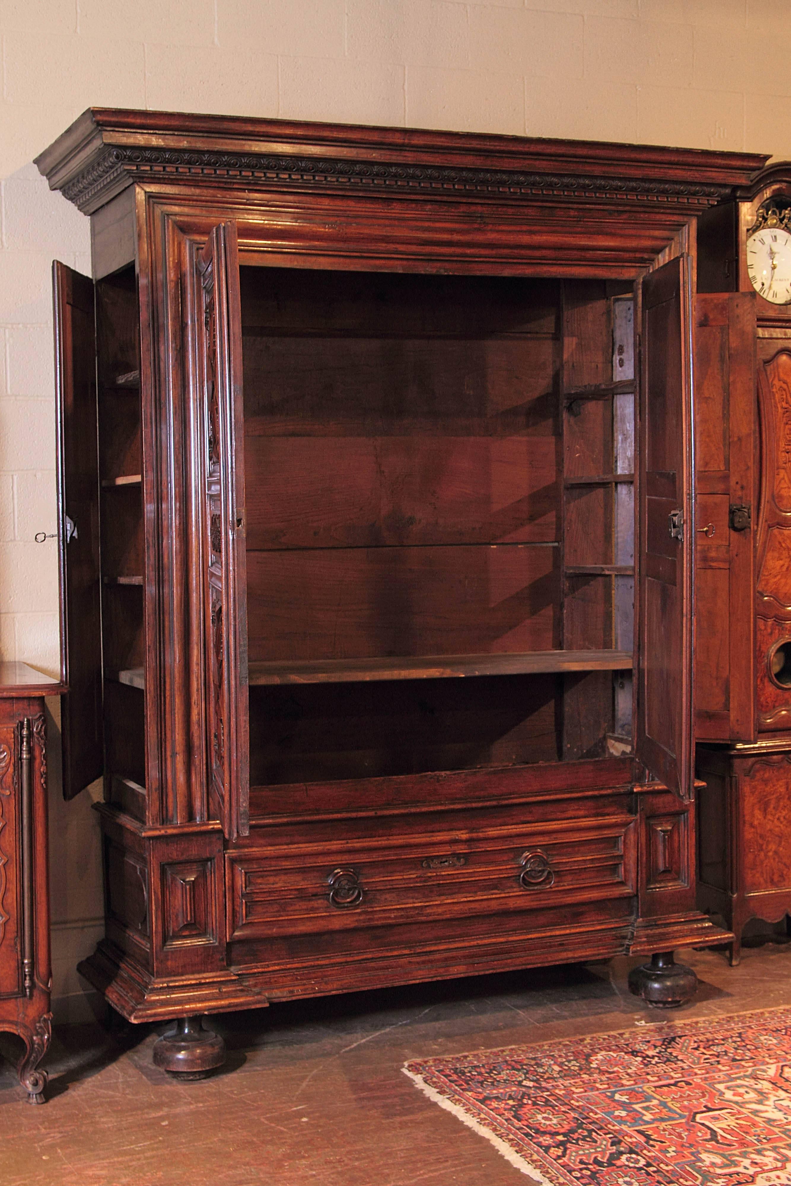 Mid-17th Century French Louis XIII Carved Walnut Armoire with Side Doors 1