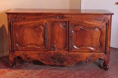 18th Century French Louis XV Carved Walnut Two-Door Buffet from Provence
