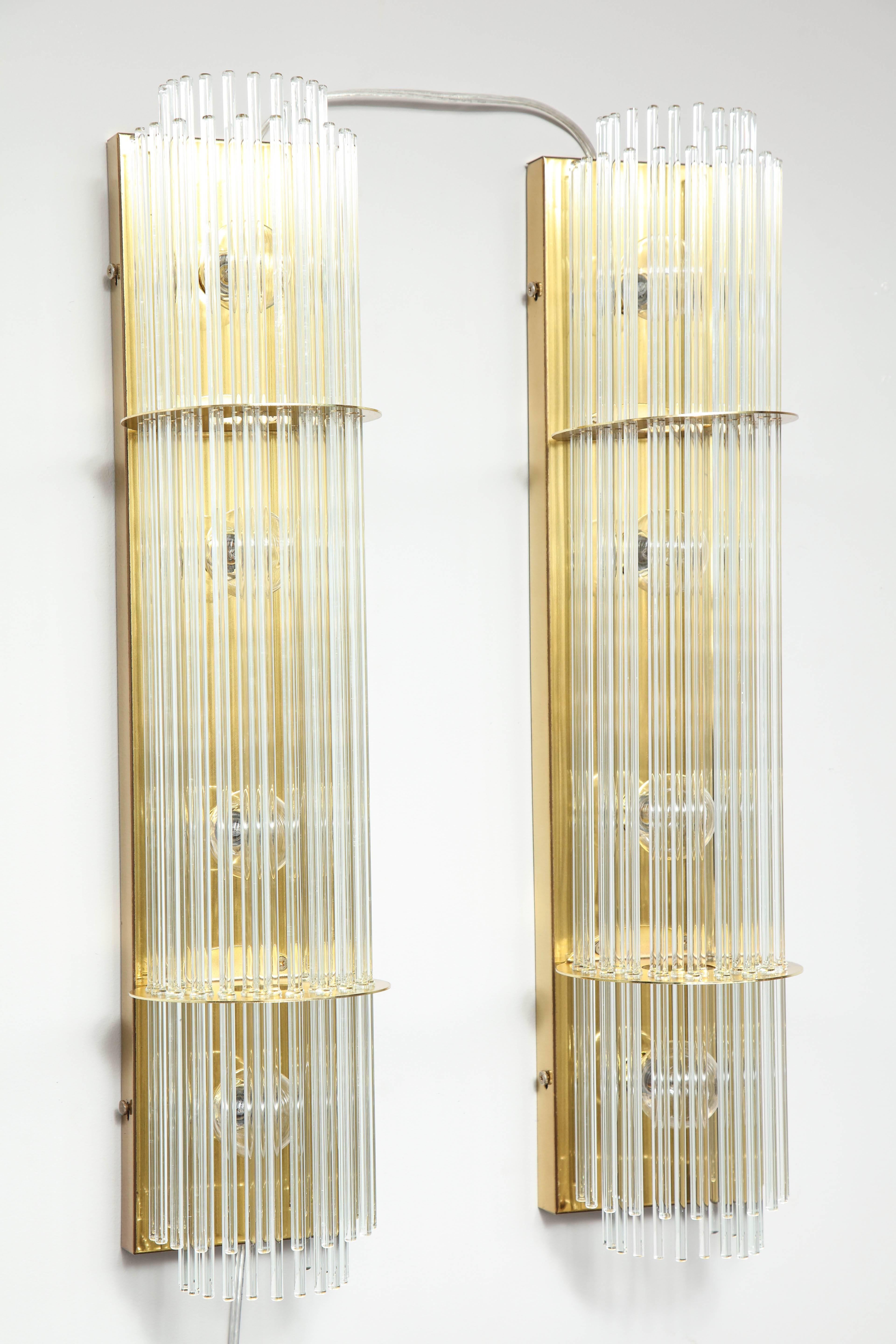 Pair of Vintage Lightolier Glass Rod Sconces In Excellent Condition In New York, NY