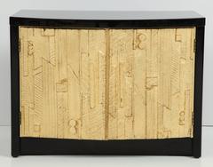 Nachttische im brutalistischen Stil aus schwarzem Lack und Blattgold