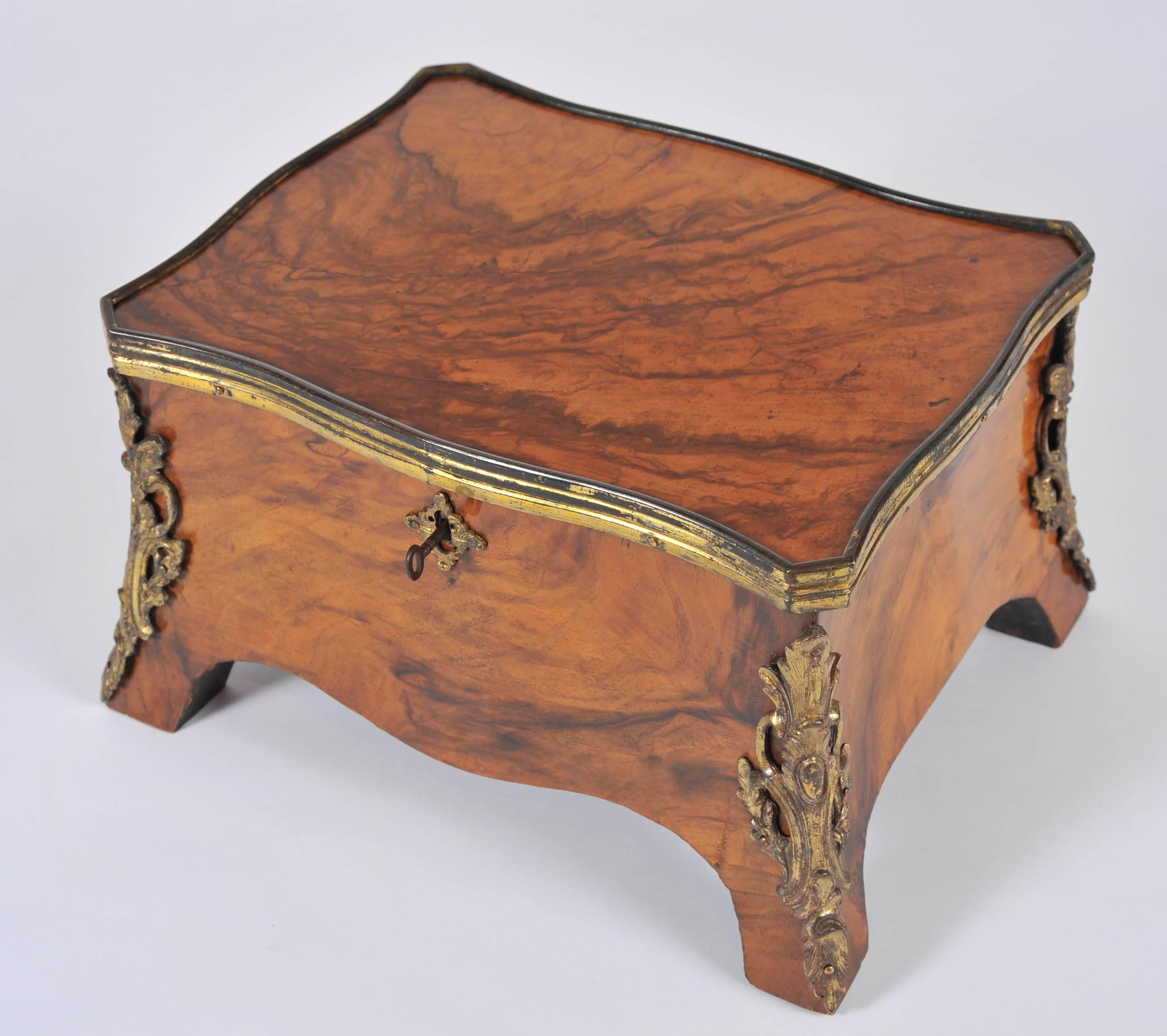 Mid-19th Century Decorative Box, Walnut and Ormolu Mounted, Grand Tour Style For Sale 2