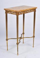 Table d'appoint en bronze doré de style Louis XVI