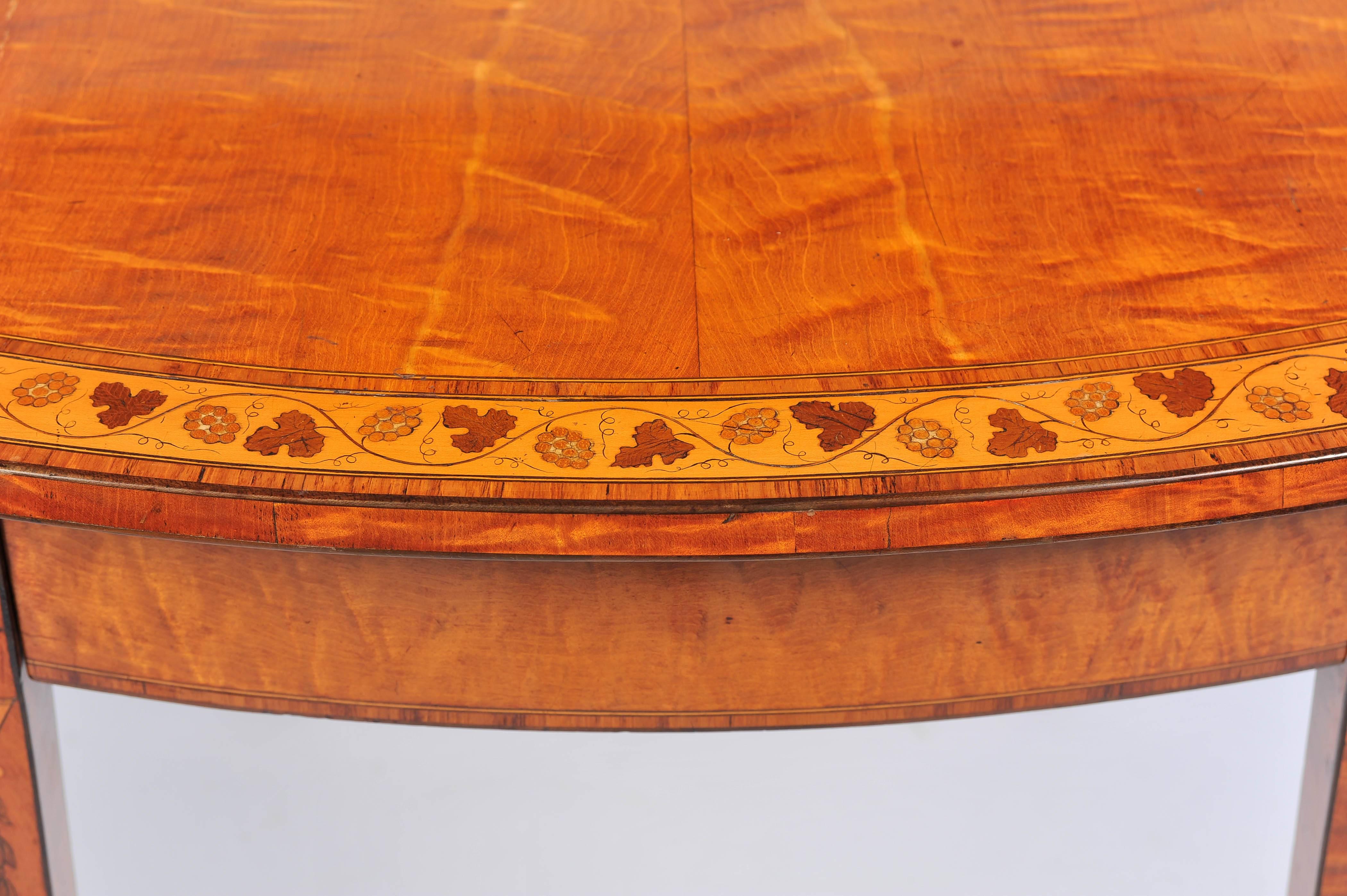 English 18th Century Satinwood Centre Table