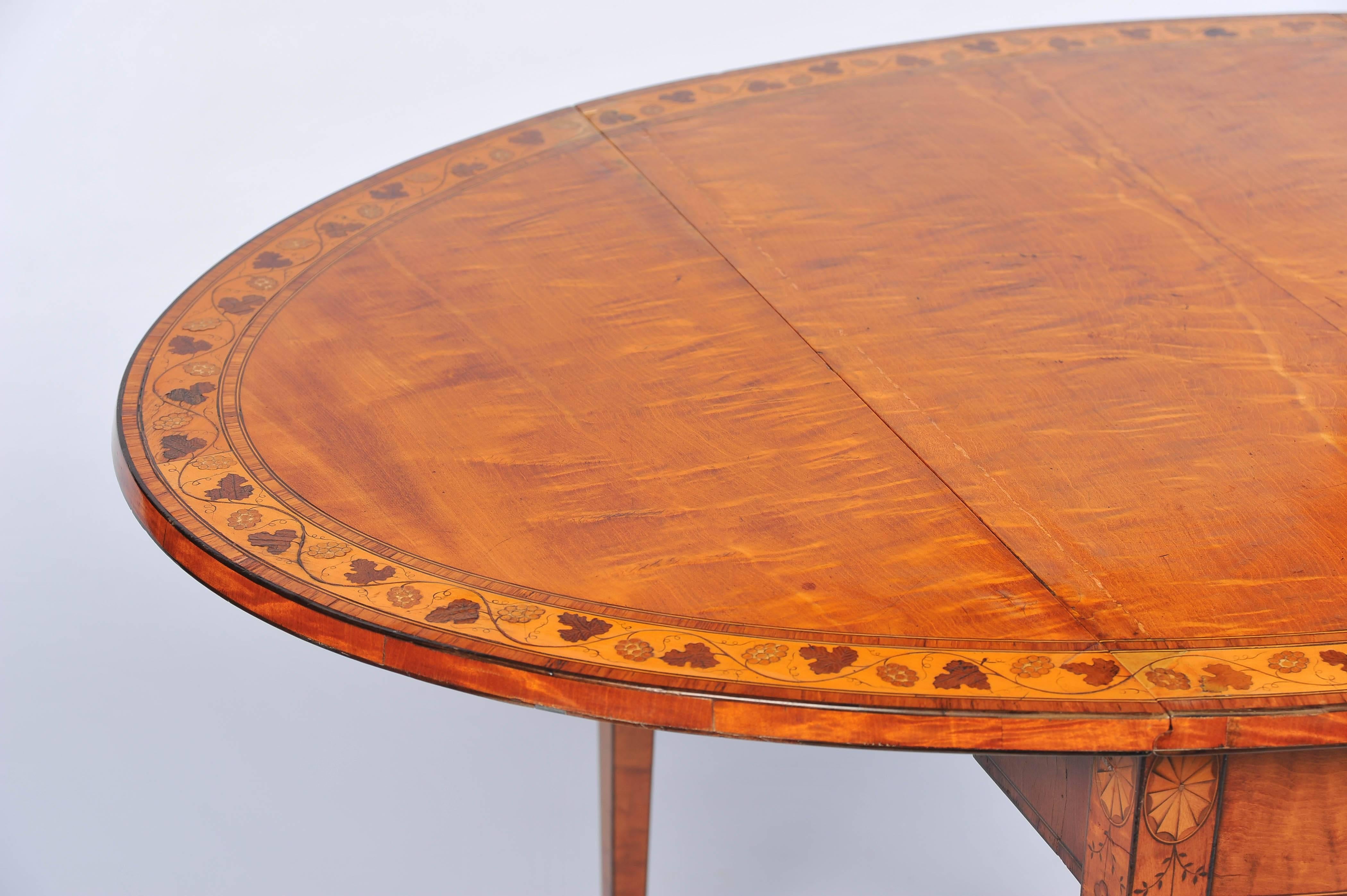 18th Century Satinwood Centre Table In Excellent Condition In Brighton, Sussex
