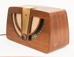Charles Eames Zenith Radio