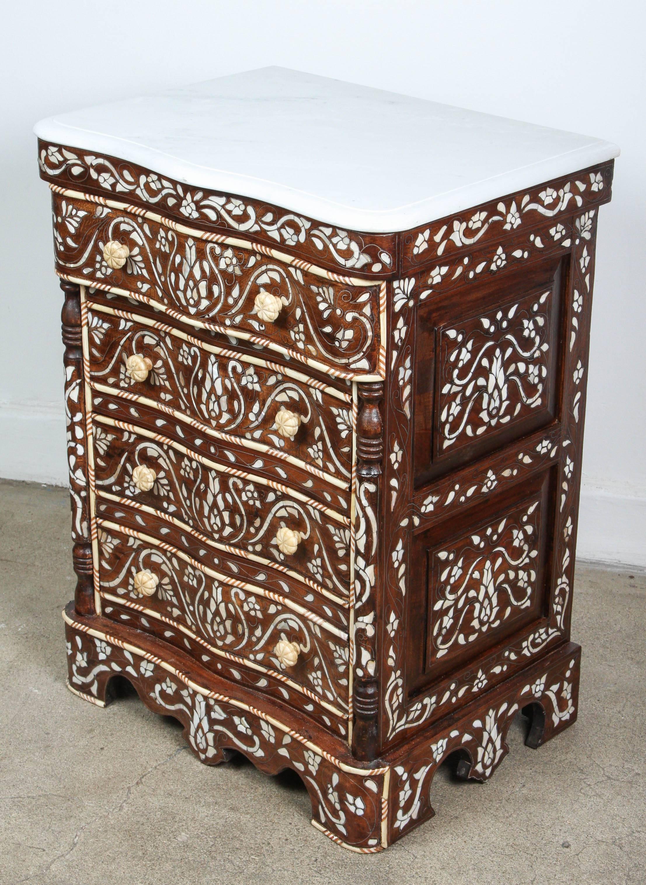 Moroccan Pair of Syrian Mother of Pearl Inlay Nightstands