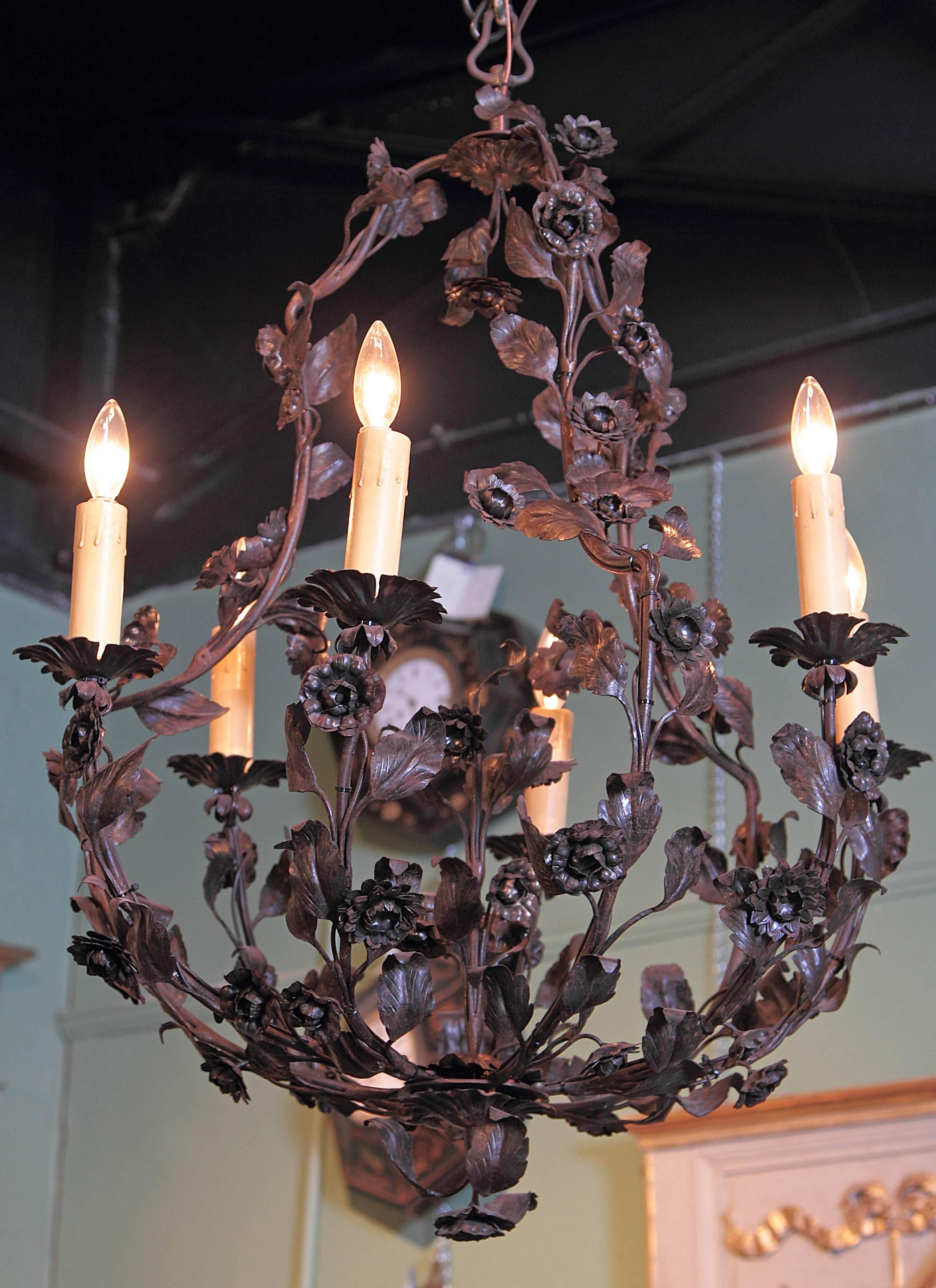Early 20th Century French Six-Light Metal and Tole Chandelier with Flowers 5
