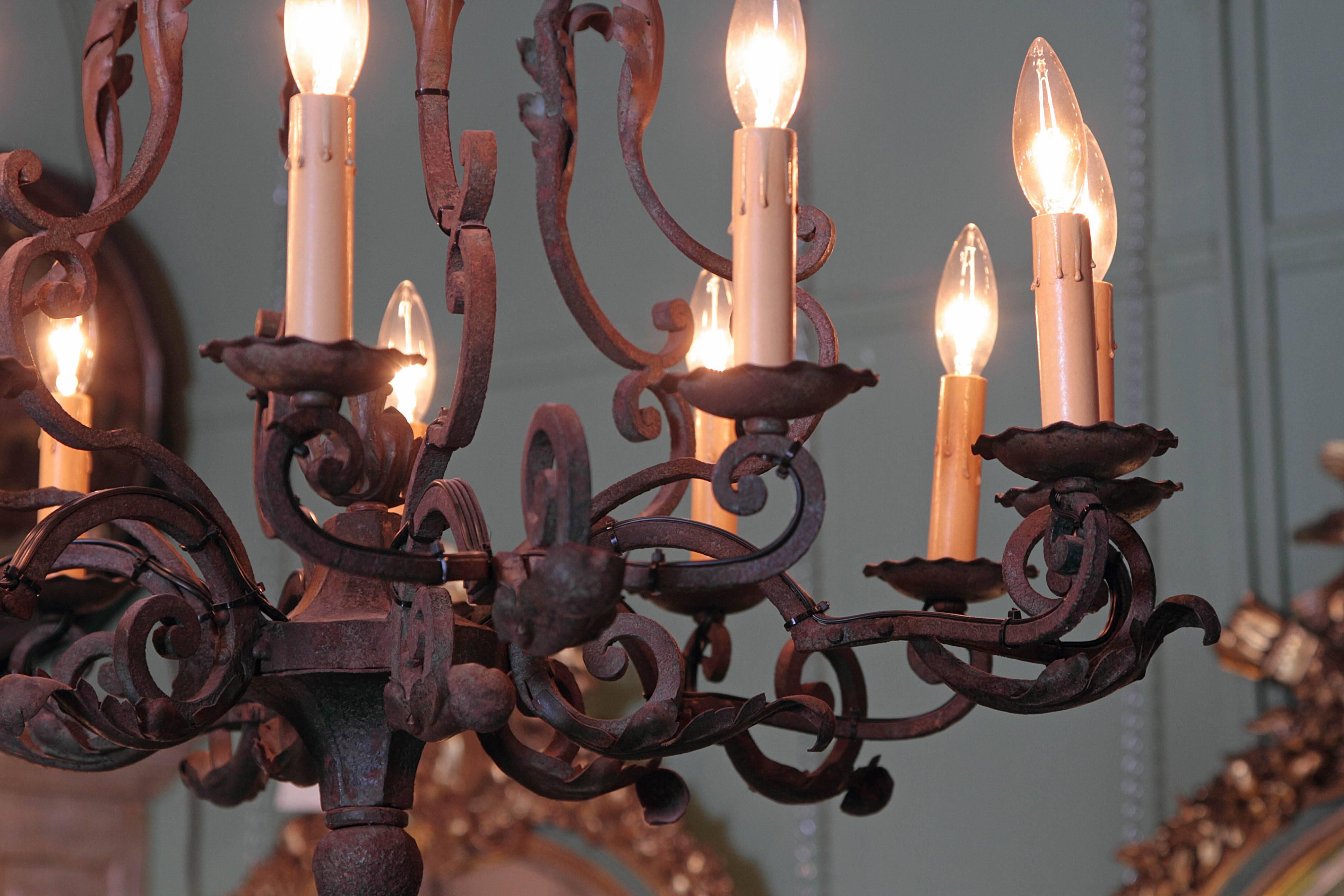 Early 20th Century French Iron Verdigris and Gilt Ten-Light Chandelier 1