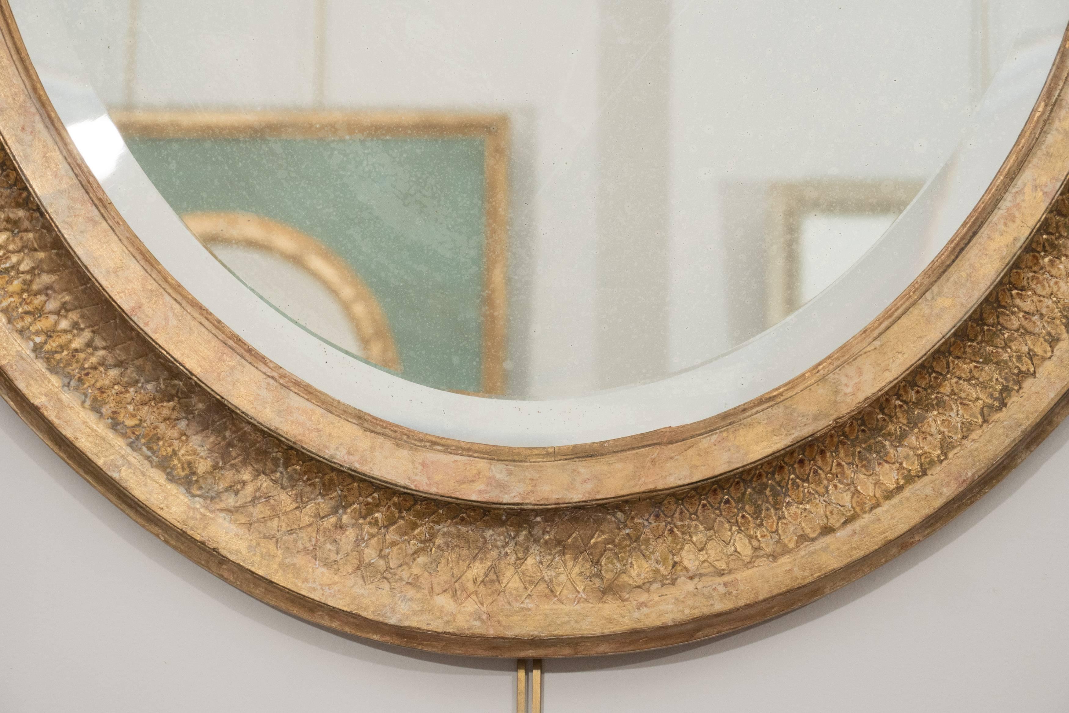French Giltwood Oval Mirror In Excellent Condition In New York, NY