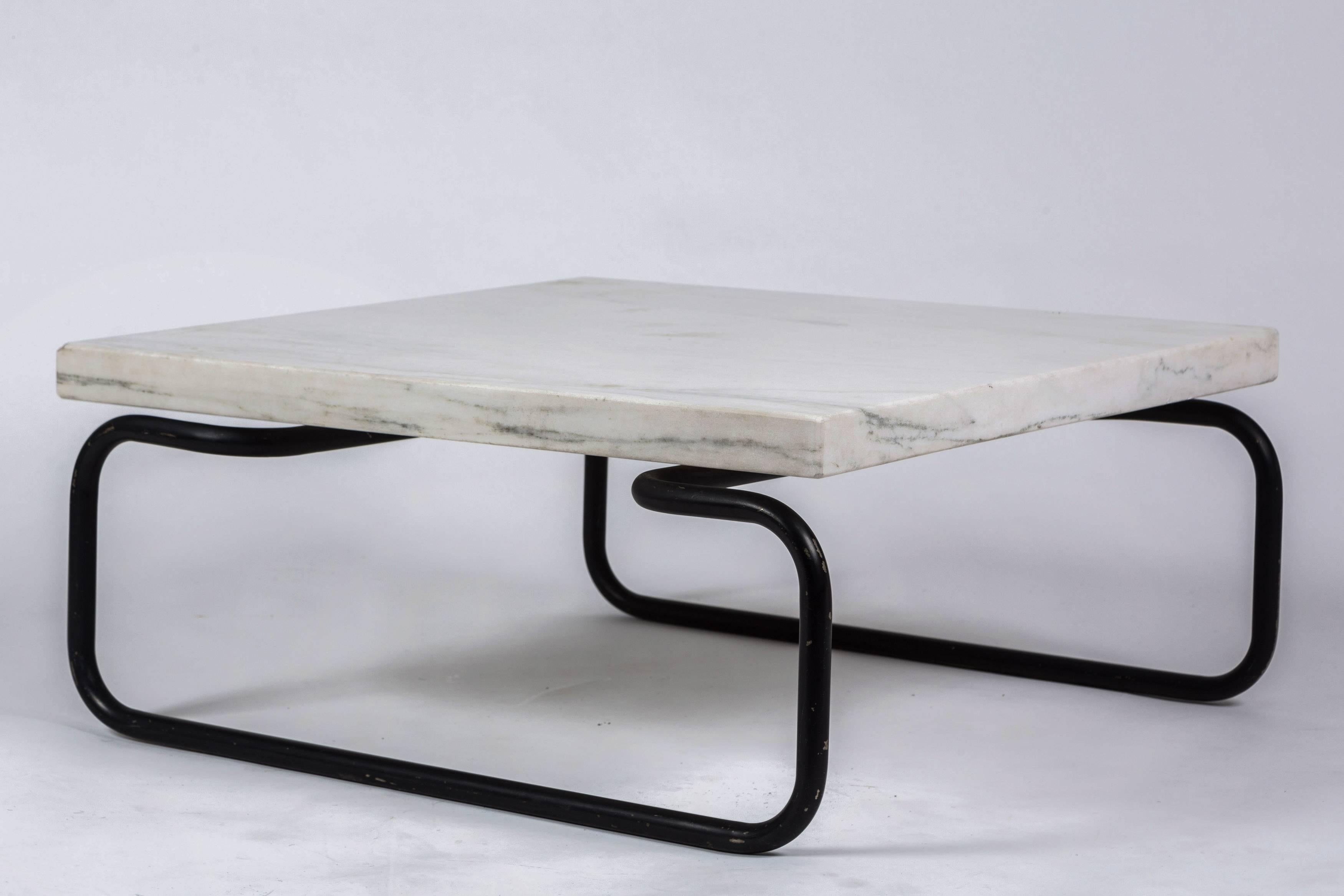 Mid-20th Century 1960s Italian Marble Cocktail Table by Michael McCarthy for Cassina  For Sale