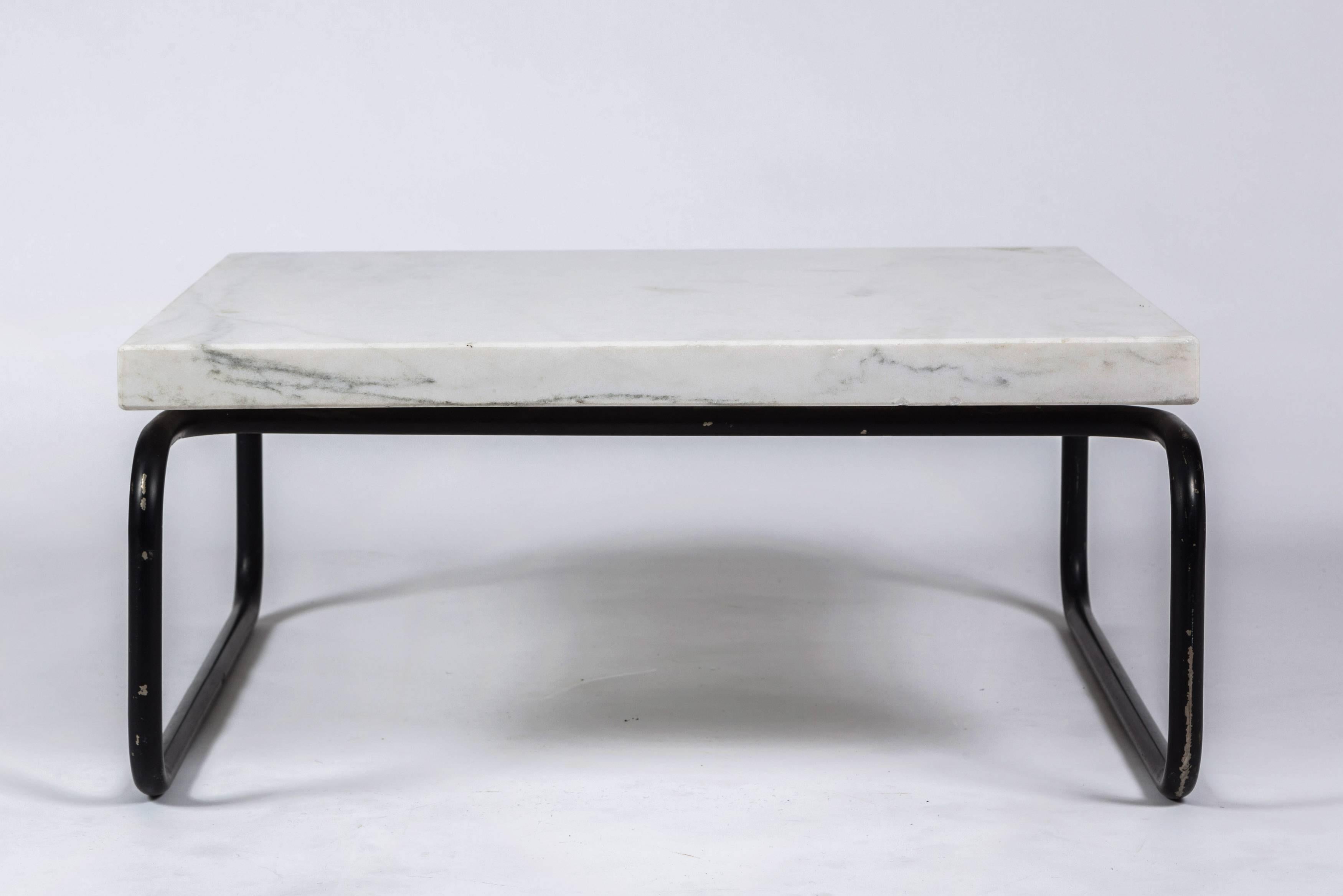 1960s Italian Marble Cocktail Table by Michael McCarthy for Cassina  For Sale 3