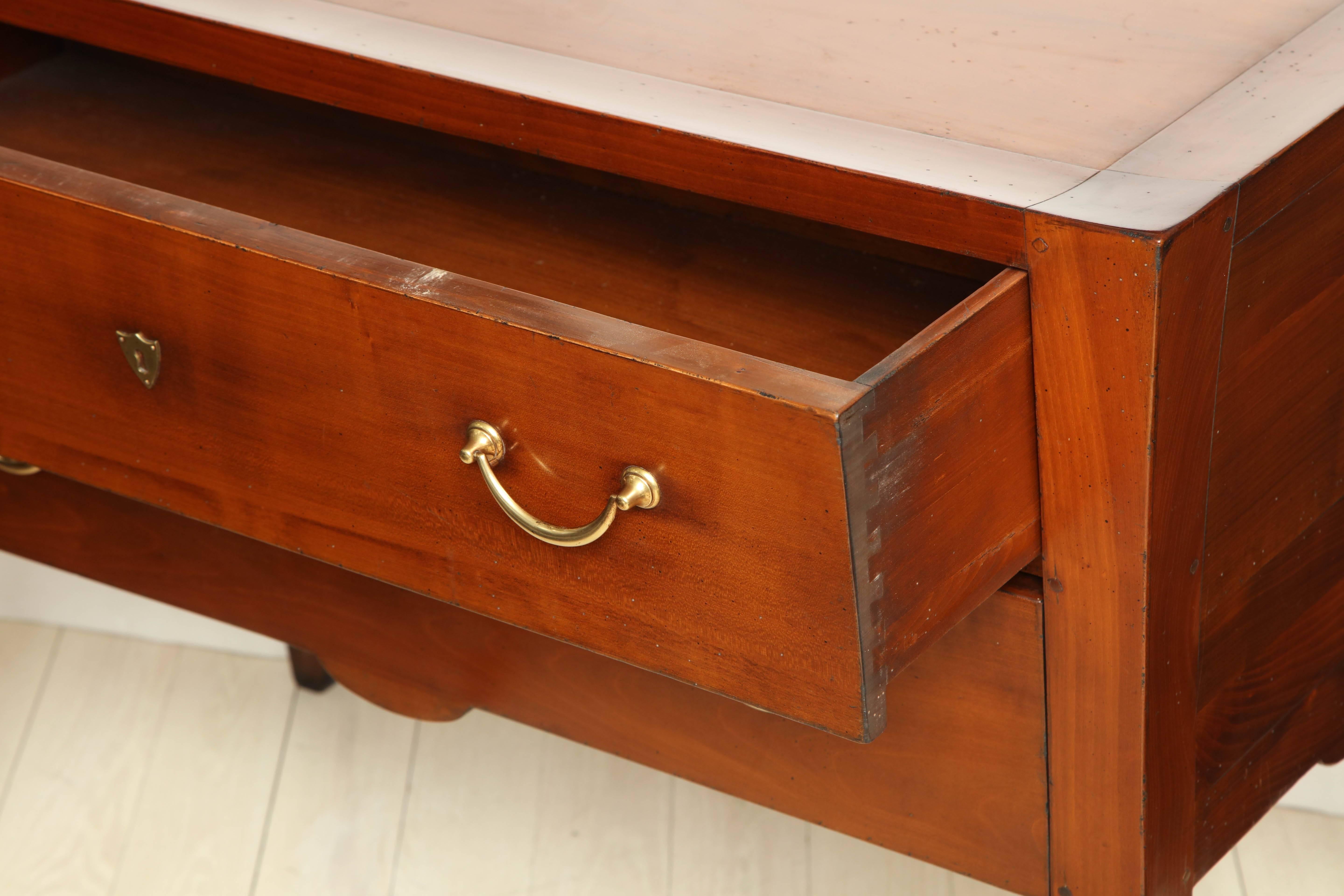 Two-Drawer French Mahogany Commode with Brass Pulls, circa 1950 In Excellent Condition In New York, NY