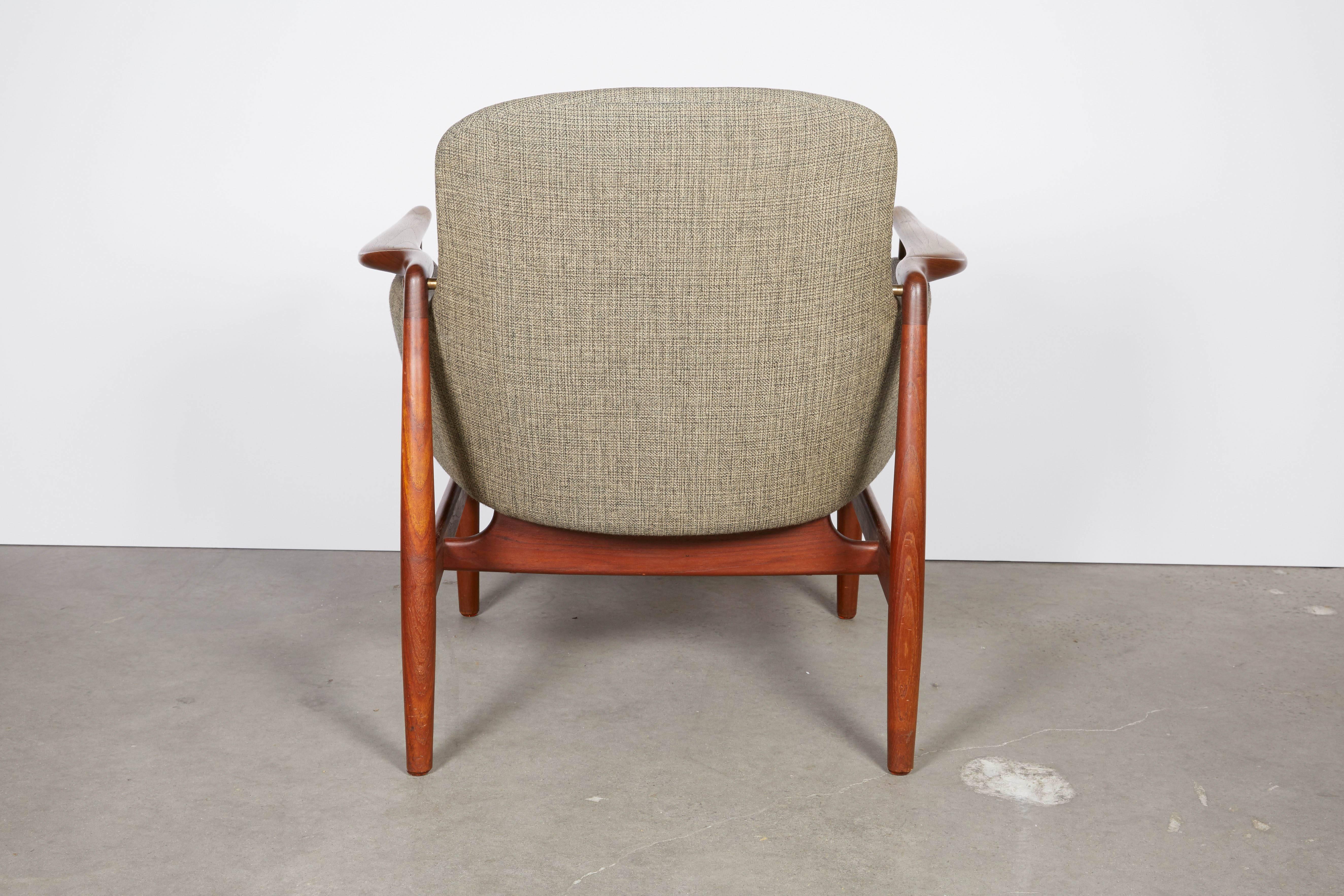 Danish Modern NV 53 Chairs by Finn Juhl, Pair 2