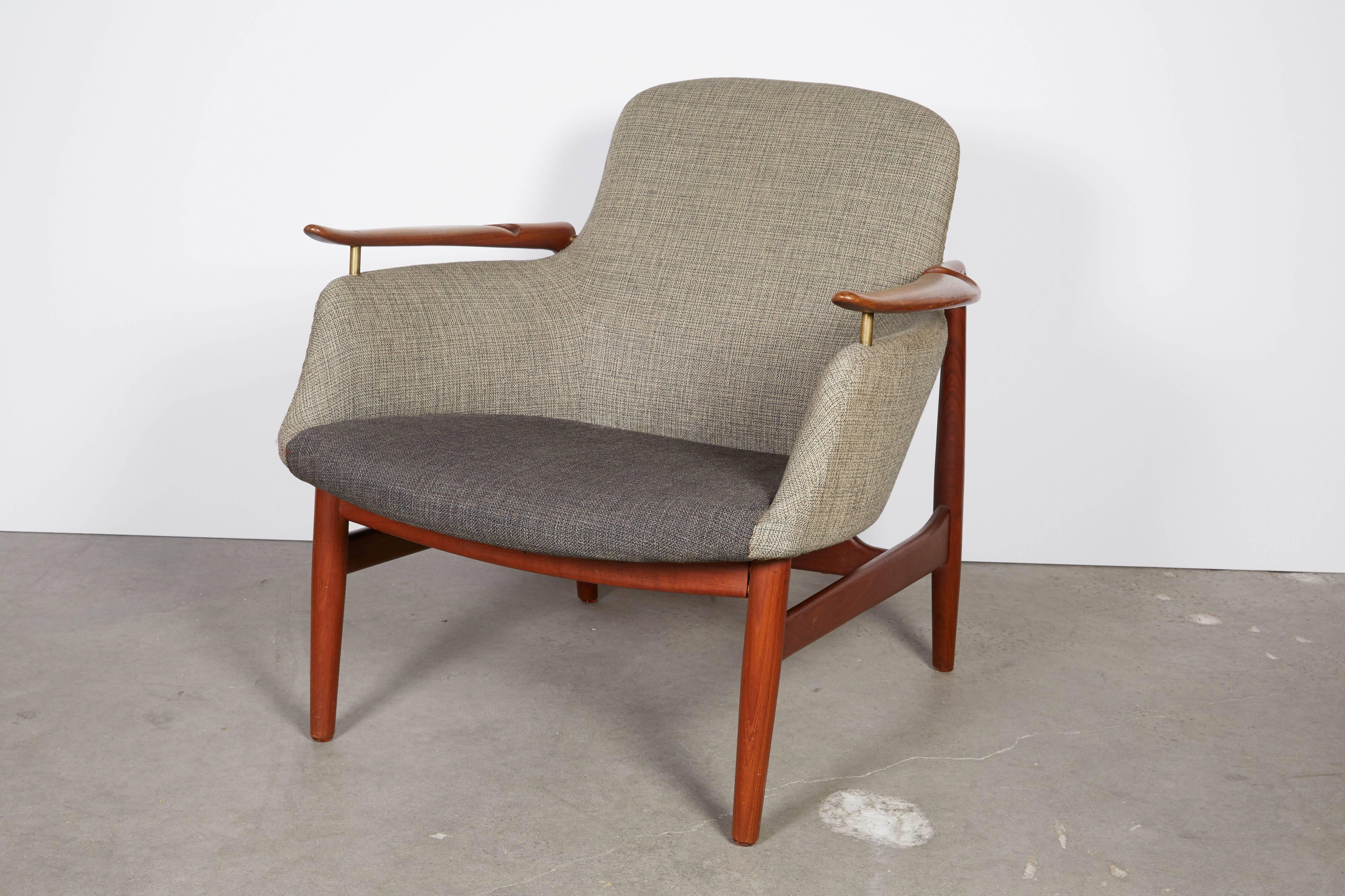 Danish Modern NV 53 Chairs by Finn Juhl, Pair 3