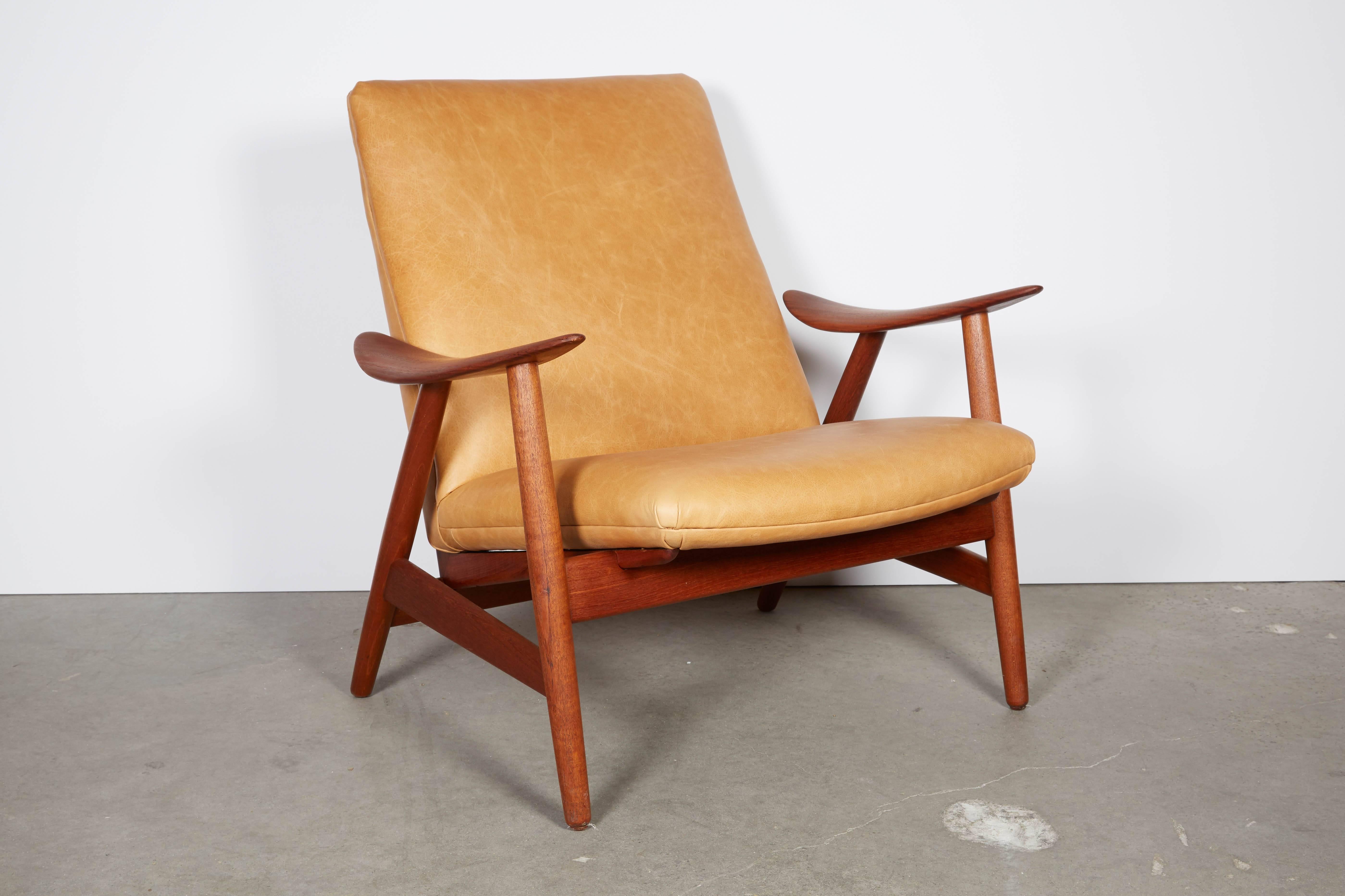 Vintage 1950s Illum Wikkelso Teak Arm Chair

This mid century lounge chair is in excellent condition. Newly upholstered in a weathered tan Italian leather. Beautiful design, and very comfortable. Ready for pick hop, delivery, or shipping anywhere in
