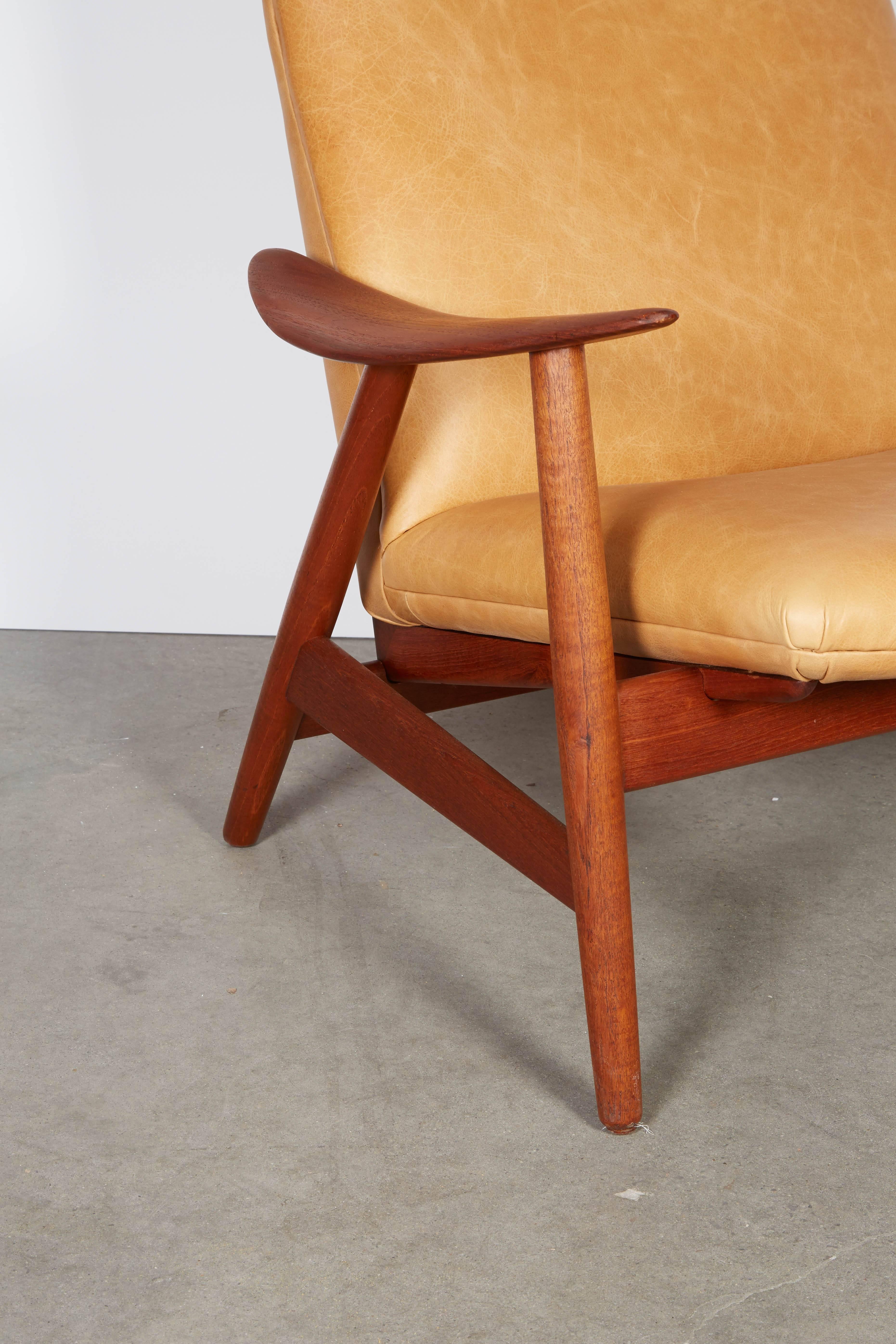 Scandinavian Modern Teak Club Chair by Illum Wikkelso For Sale