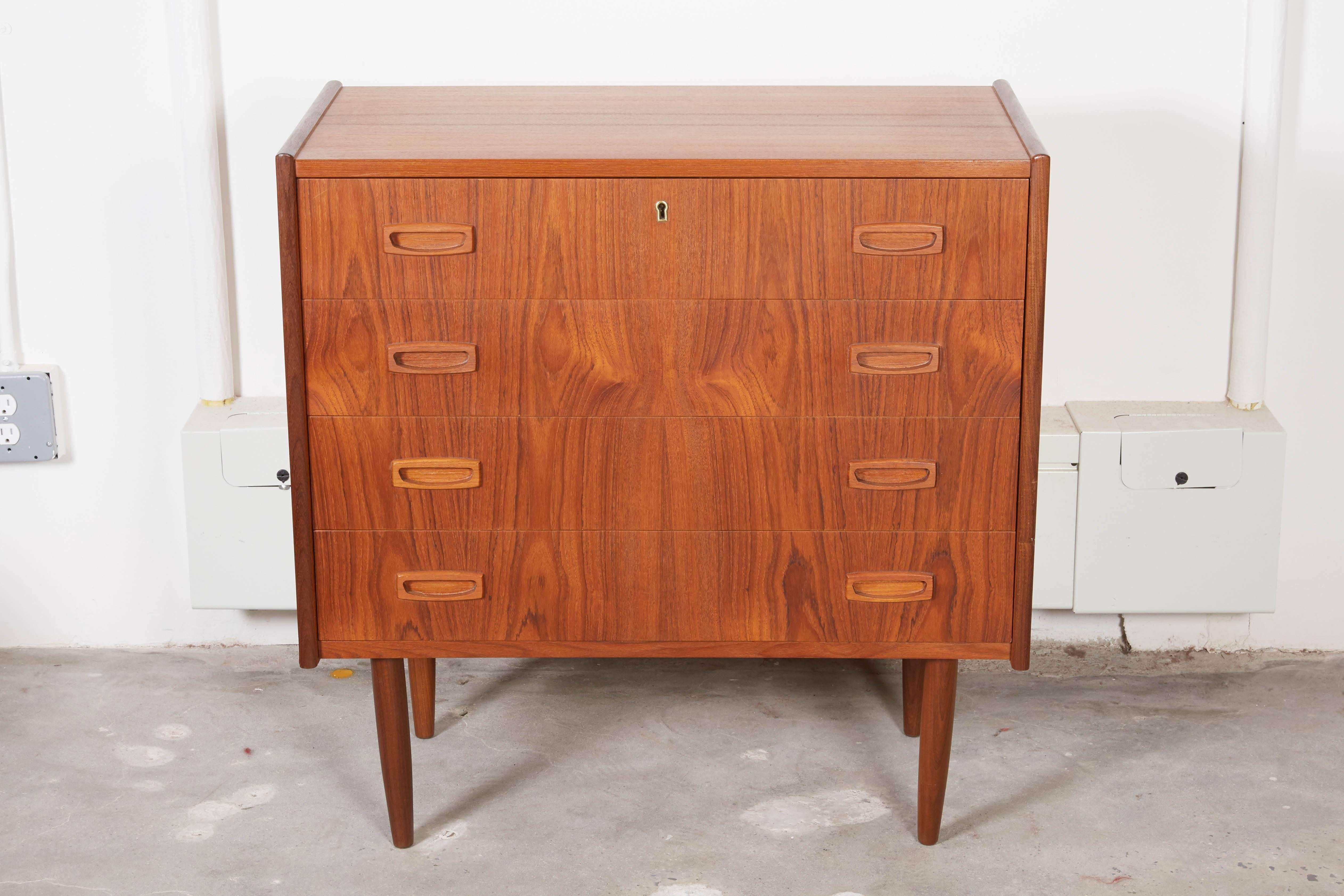 Danish Teak Lowboy Dresser In Excellent Condition In New York, NY