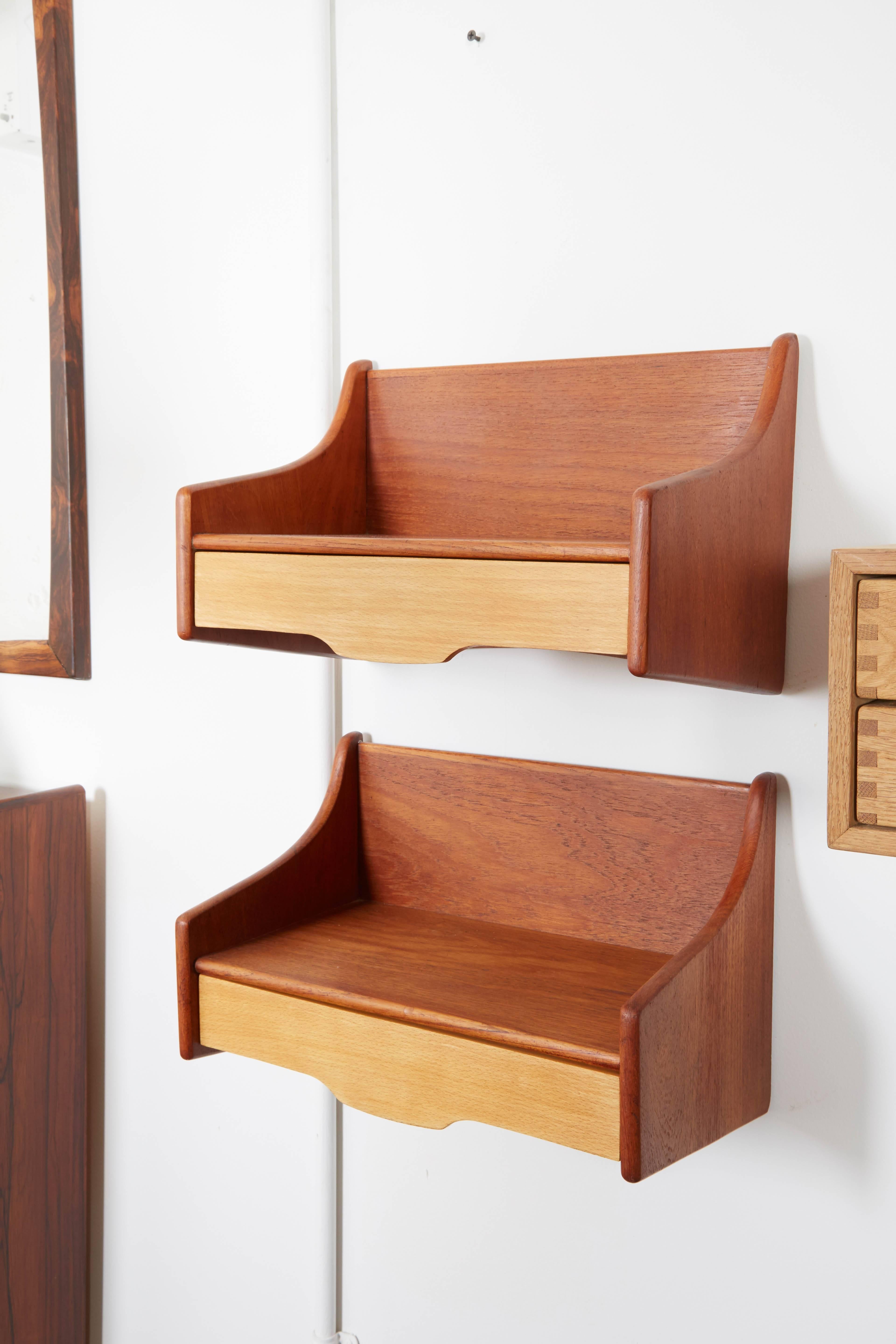 Mid Century Wall Shelves by Bender Madsen, Pair In Excellent Condition For Sale In New York, NY