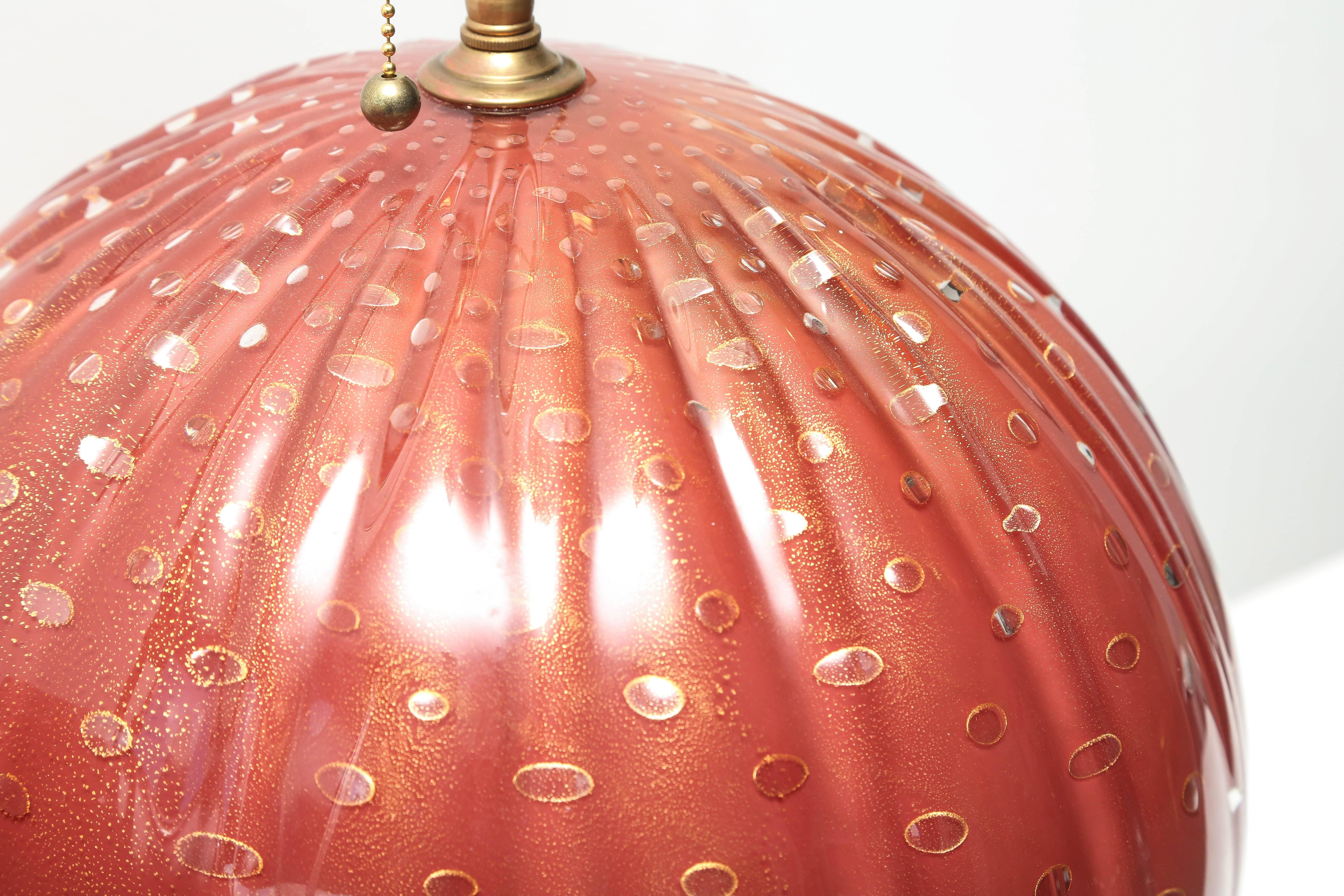 Pair of Deep Red Circular Murano Glass Lamps In Good Condition In West Palm Beach, FL