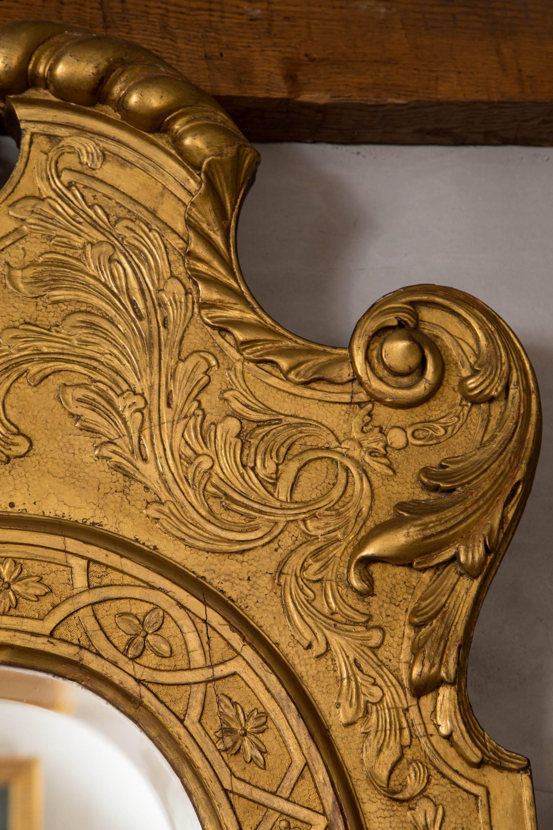 Spiegel aus vergoldetem Holz und Gesso, George II. im Zustand „Hervorragend“ im Angebot in Woodbury, CT