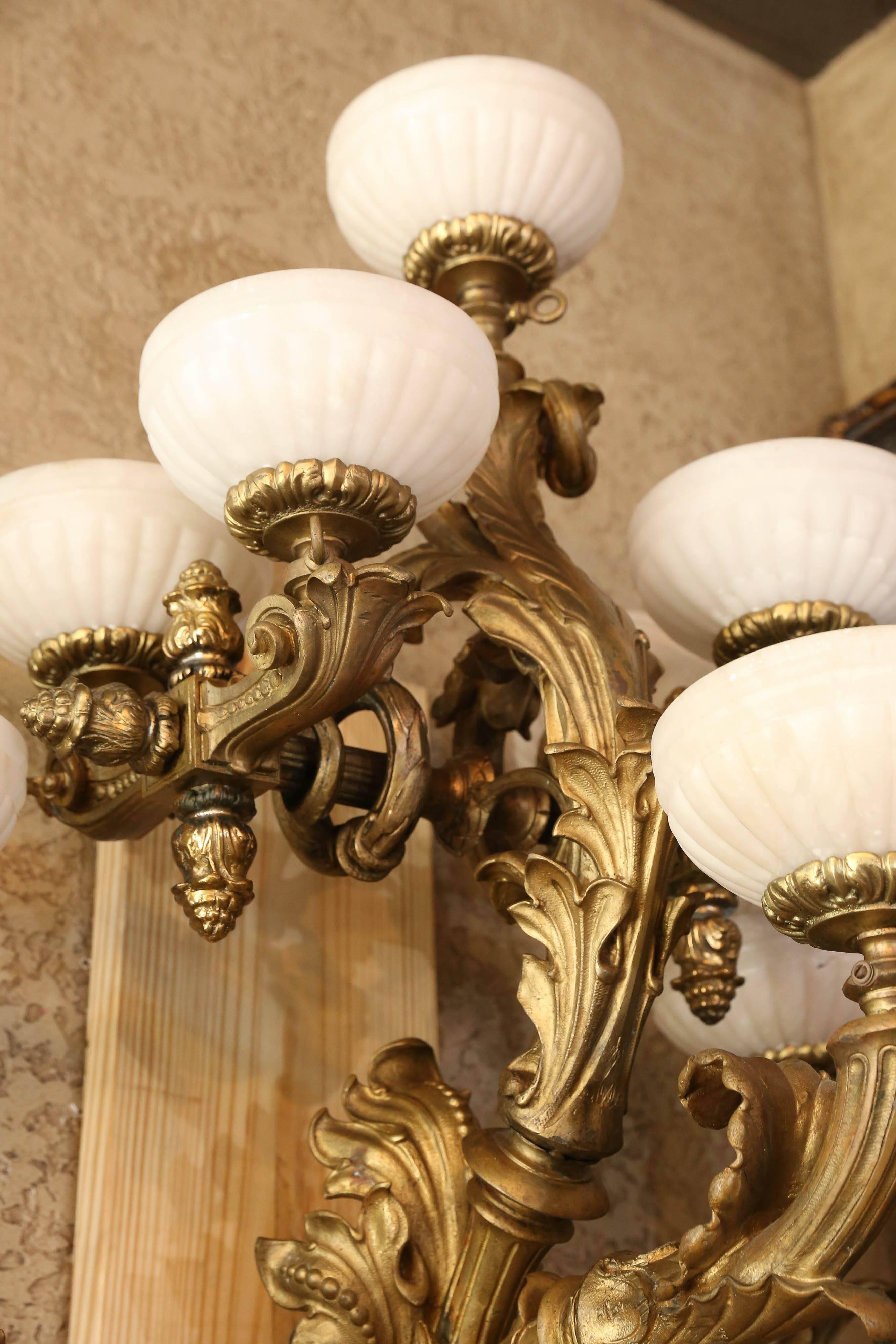 Palace size French Louis XV Style Bronze Dore  and White Alabaster Shades In Good Condition For Sale In Houston, TX