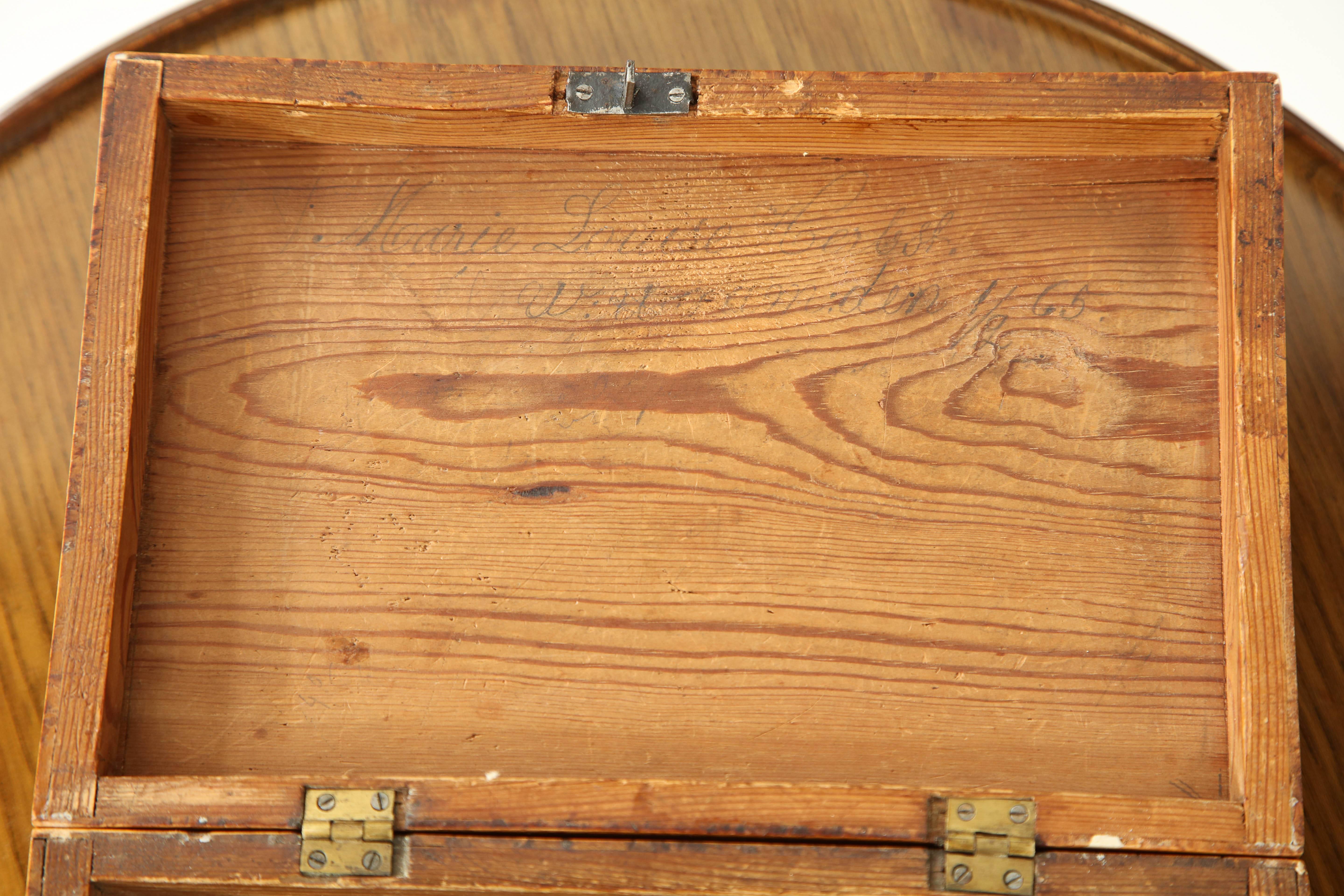 Swedish Alder Root and Mahogany Box, 19th Century 2