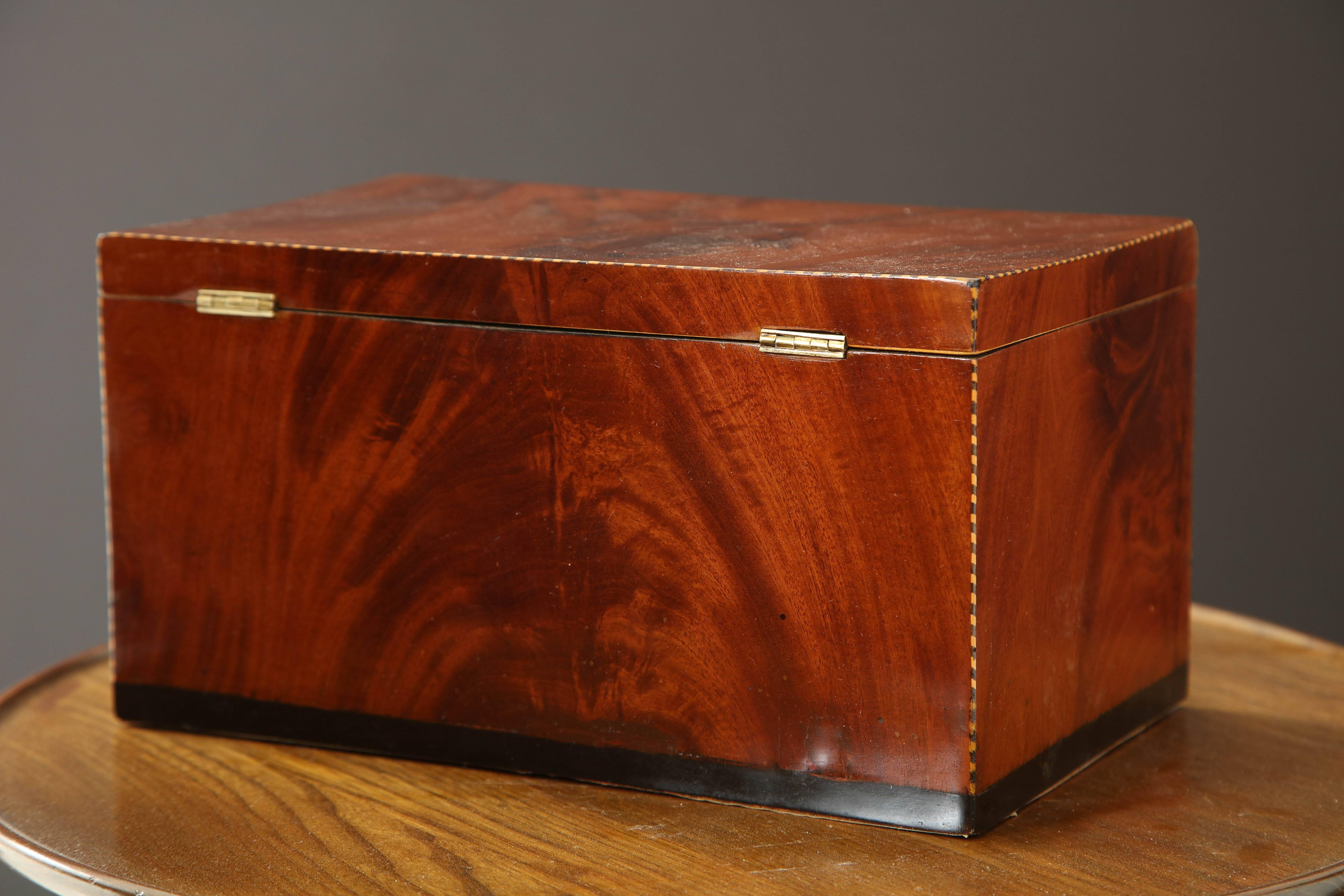 Danish Empire Mahogany and Inlaid Box, Early 19th Century 4