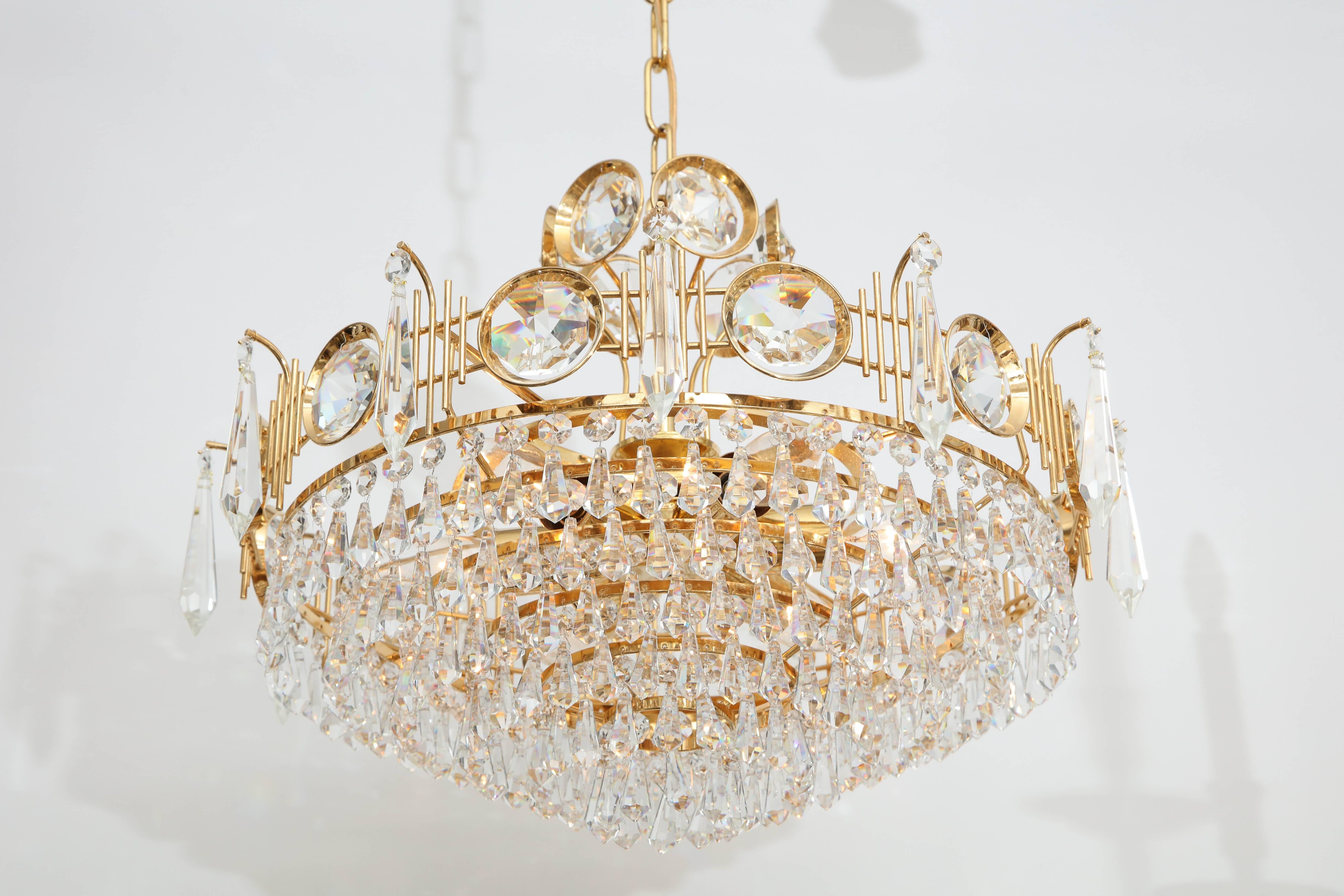 Scandinavo moderno J.L. Lobmeyr Austrian Crystal Chandelier in vendita