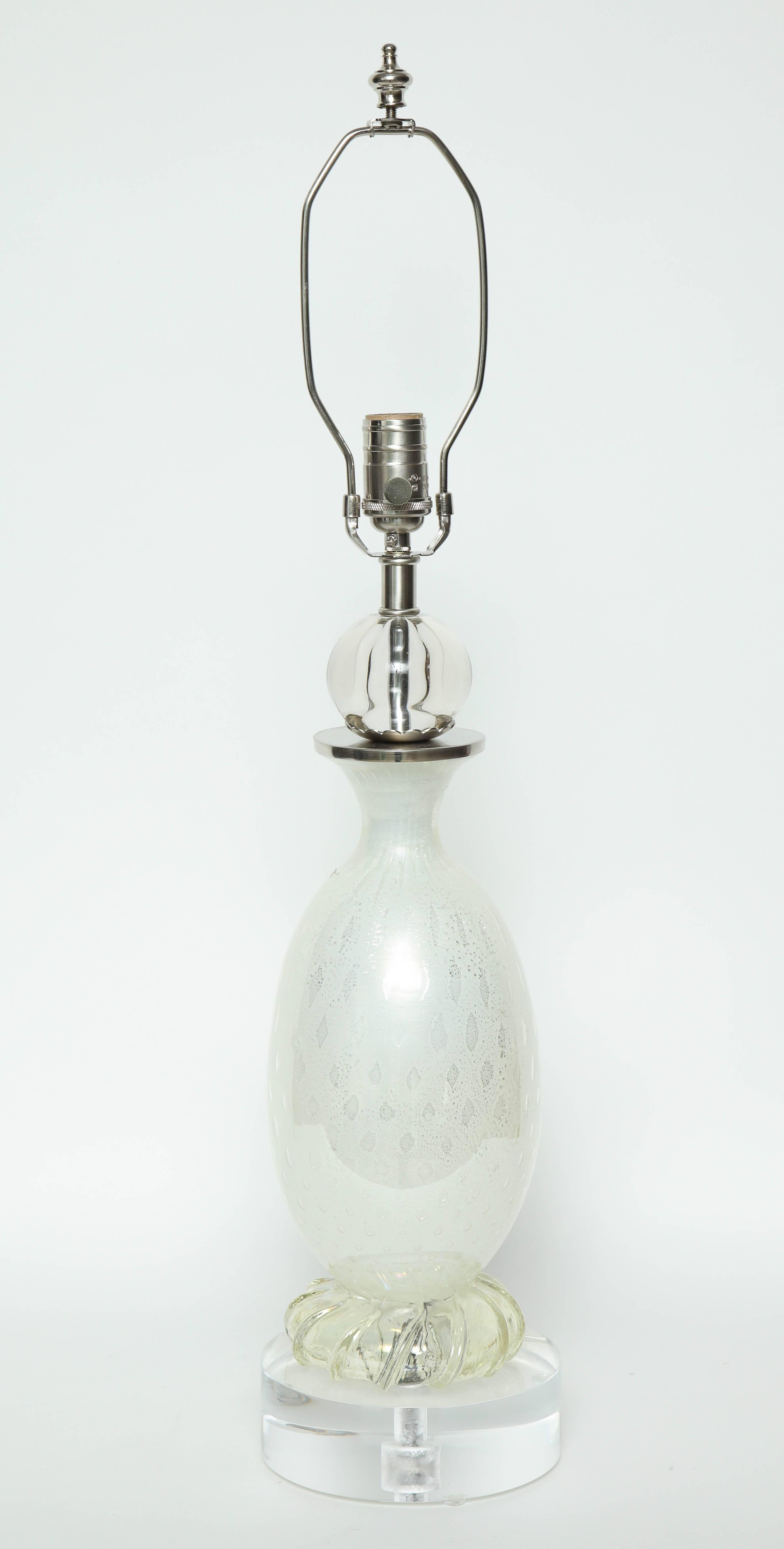 Seguso Pearl White Murano Glass Lamps In Excellent Condition In New York, NY