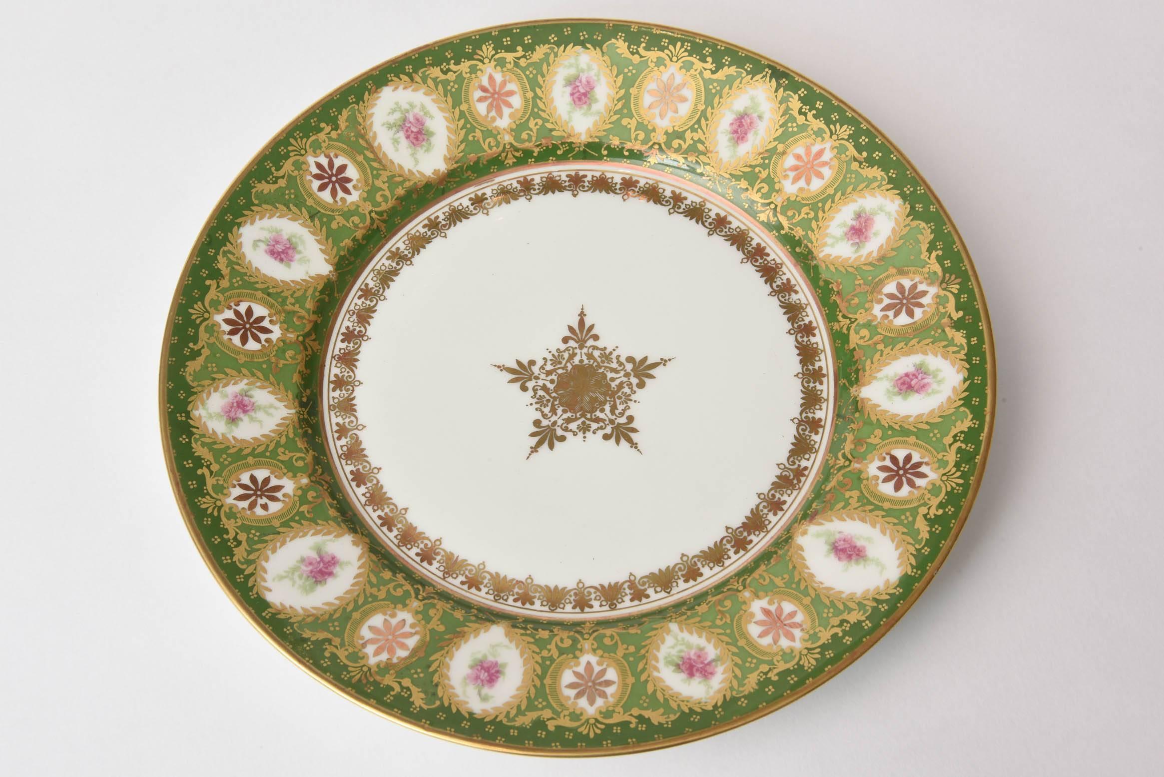 Early 20th Century 12 Antique Limoges Dessert Plates, Centre Star Medallion Green and Pink