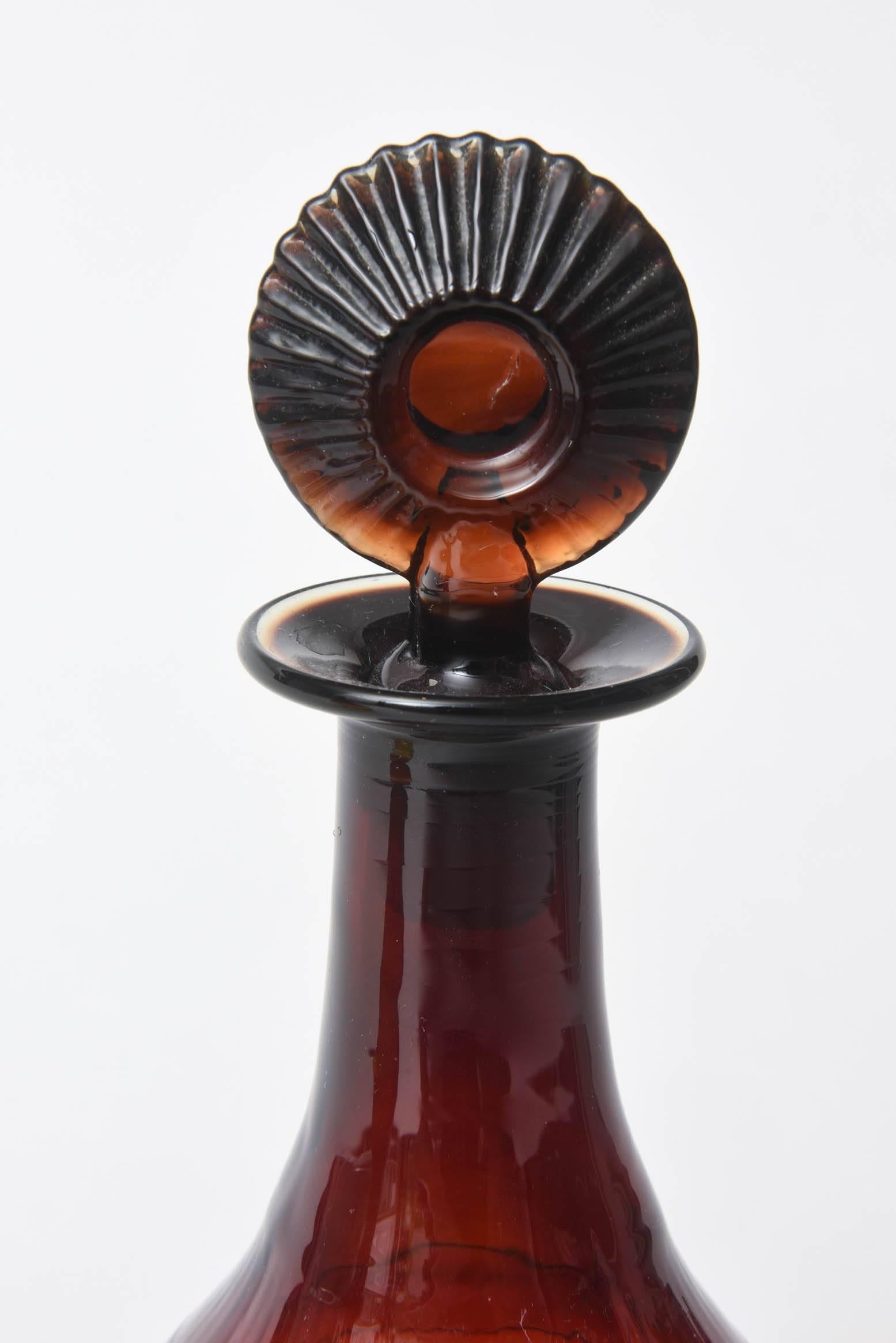 Pair of Sherry Decanters and Original Stoppers, Amber In Good Condition In West Palm Beach, FL