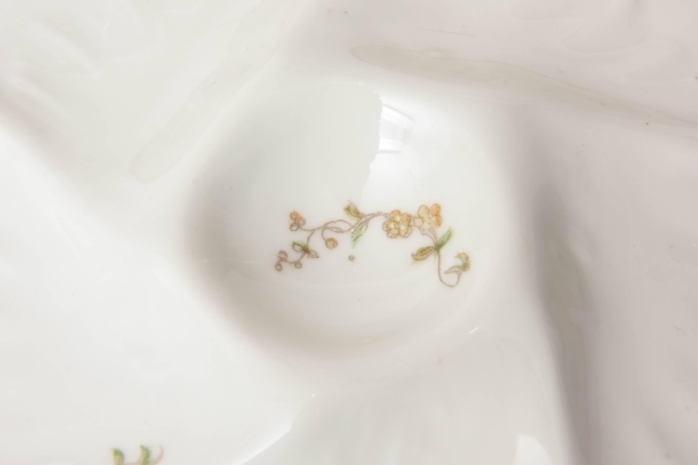 Antique Limoges Oyster Plate, Charles Fields Haviland In Good Condition In West Palm Beach, FL