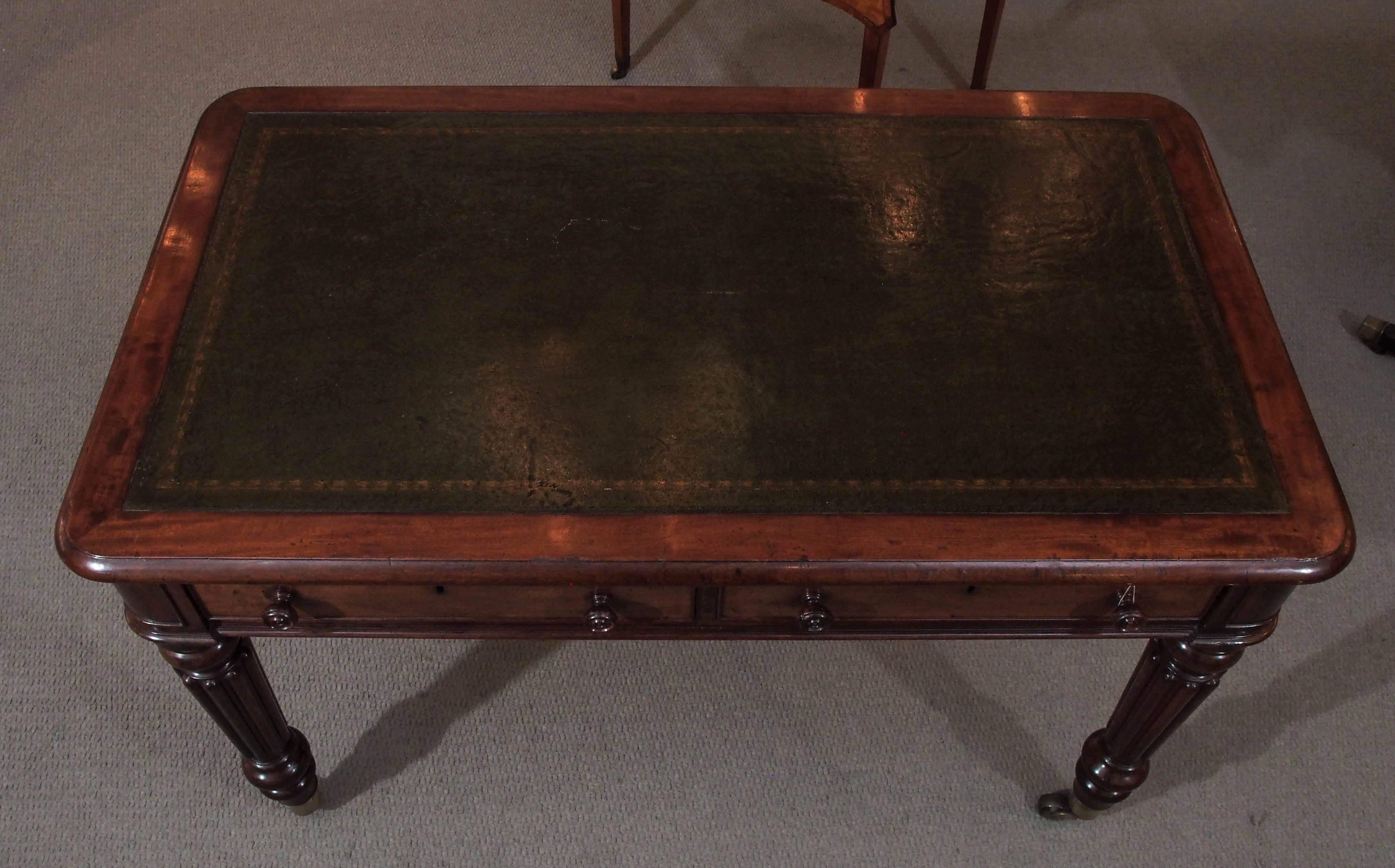 Antique English Regency Mahogany Writing Table In Good Condition In New Orleans, LA