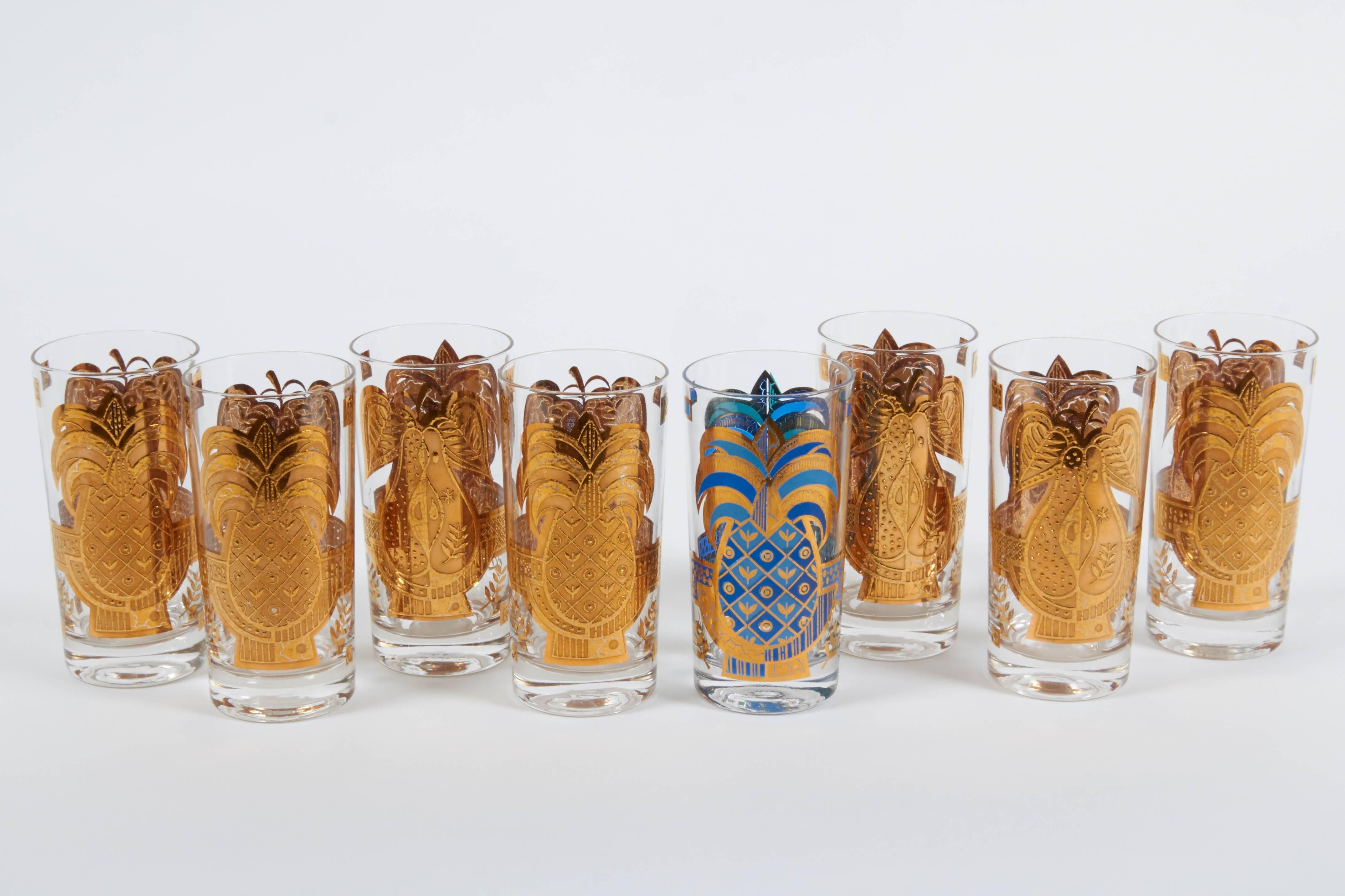Set of seven gold glasses and one colored glass -
(Exceptionally rare configuration)

Quality grade: Mint unused vintage condition

Note: These glasses are quite exceptional and unique for entertaining. The inclusion of a 