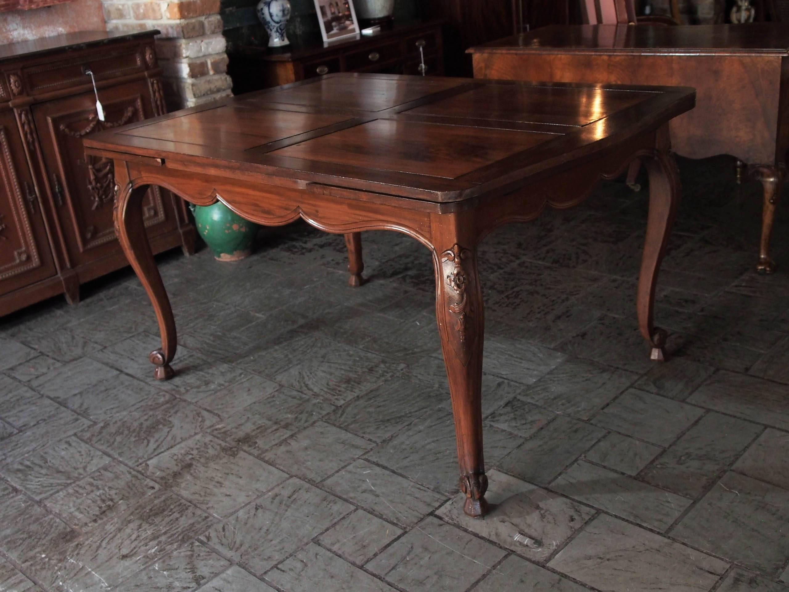 Antique French Country Draw-Leaf Table Fruitwood and Mahogany 2