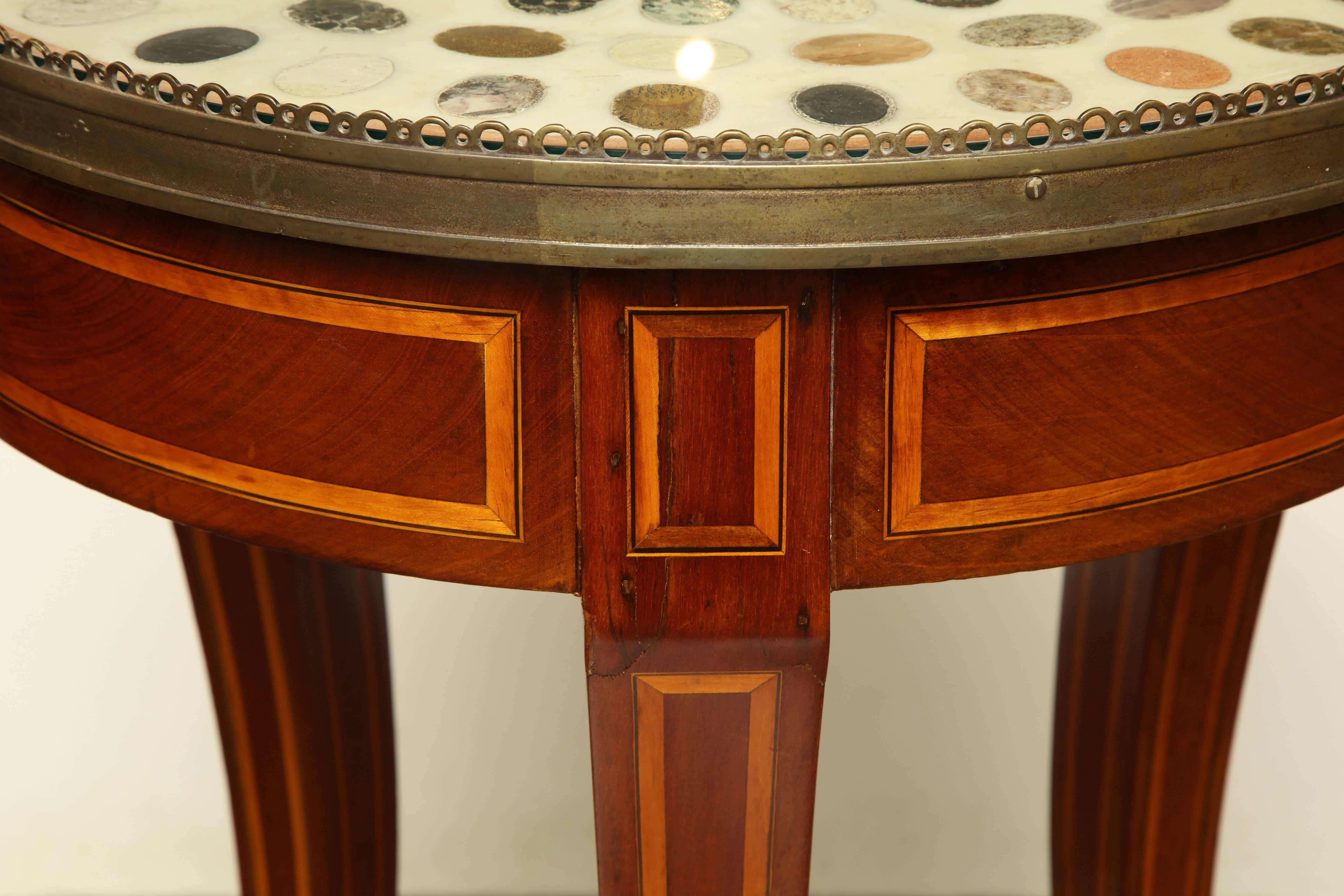 Early 19th Century English Regency Specimen Marble Table with Brass Gallery In Excellent Condition In New York, NY