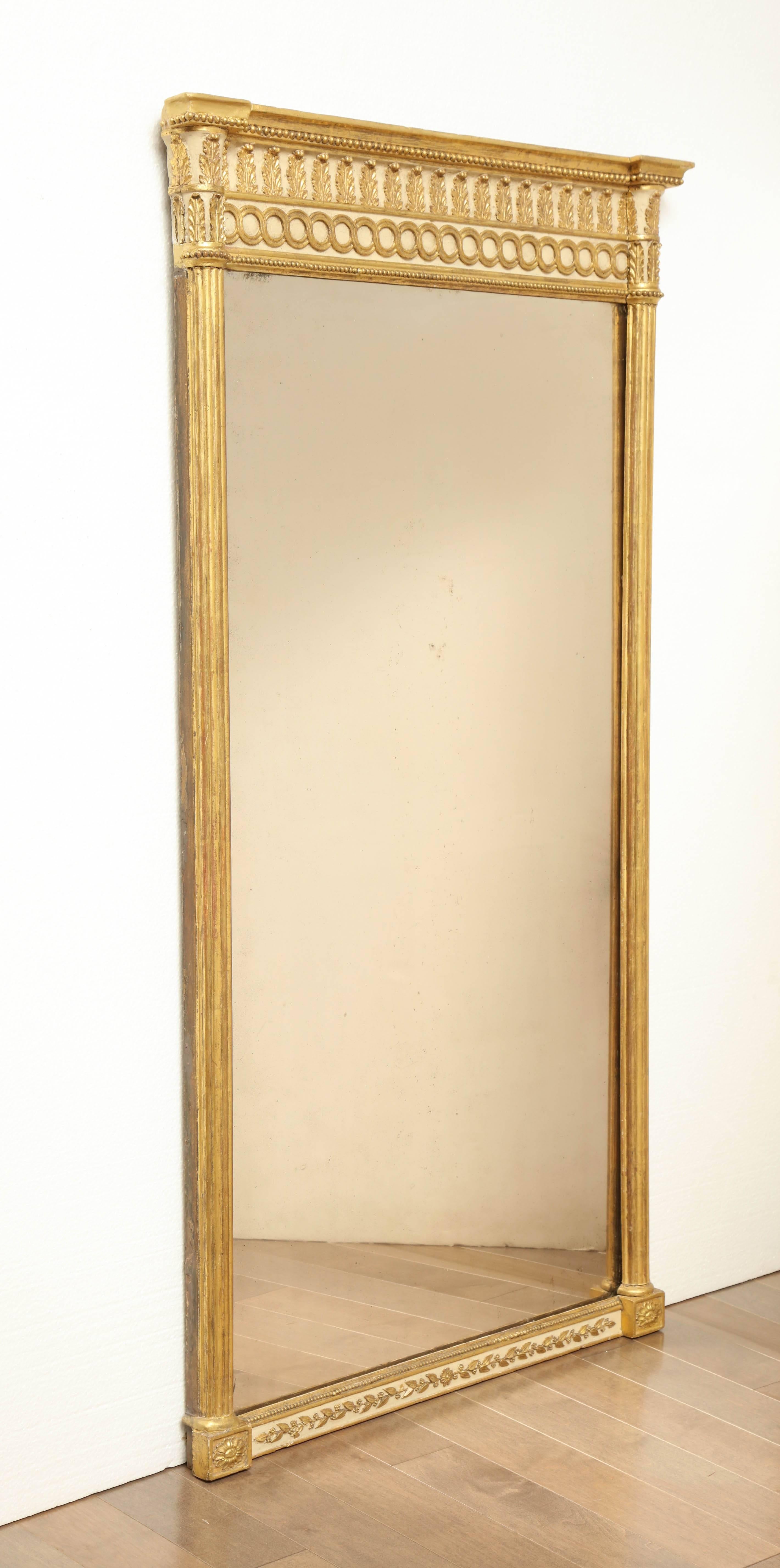 Early 19th century English Regency, gilded neoclassical mirror.
