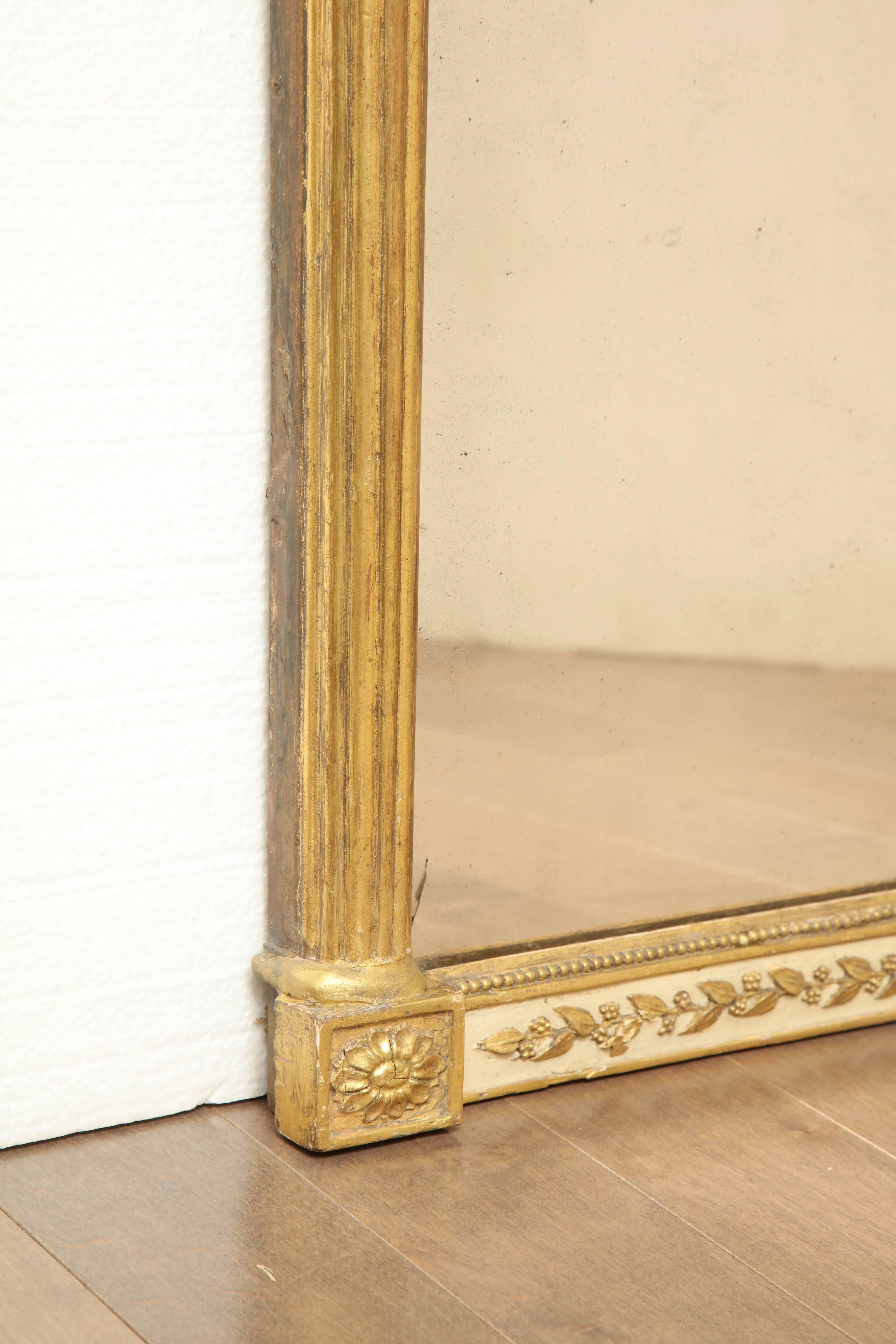 Early 19th Century English Regency, Gilded Neoclassical Mirror 4