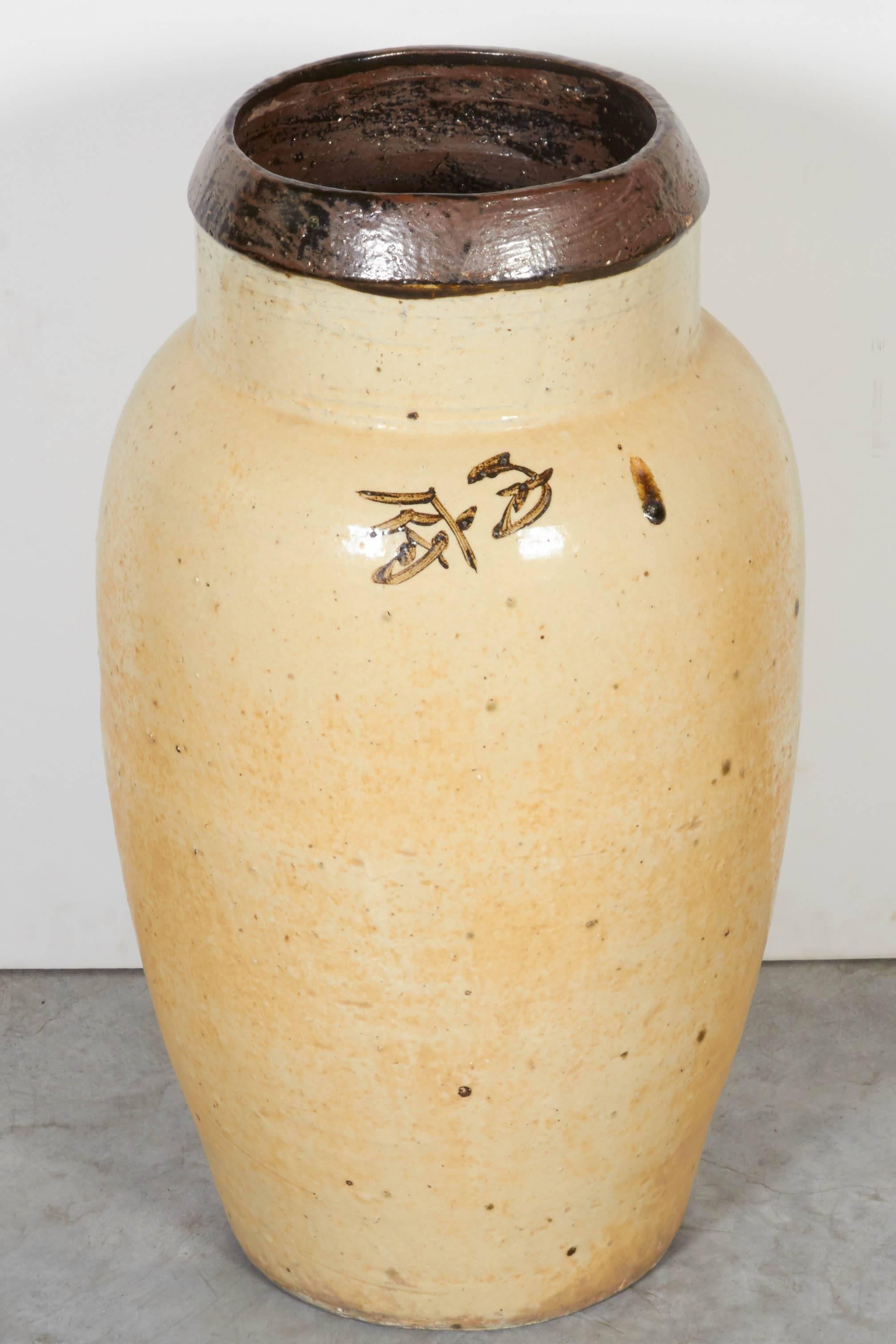 Tall Antique Chinese Ceramic Wine Jar, circa 1850 In Good Condition In New York, NY