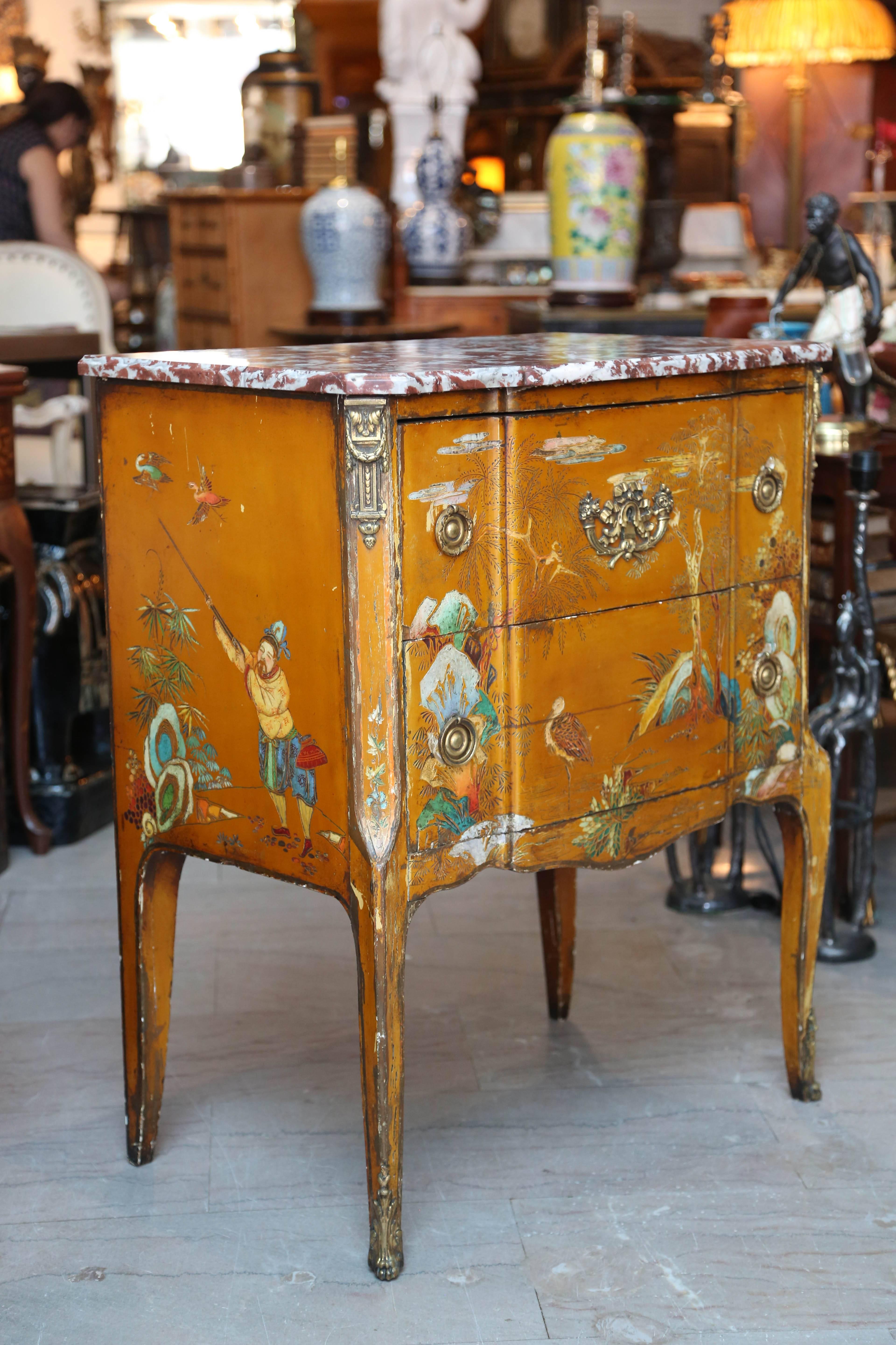 Superb 19th Century Chinoiserie Petite Commode In Good Condition In West Palm Beach, FL