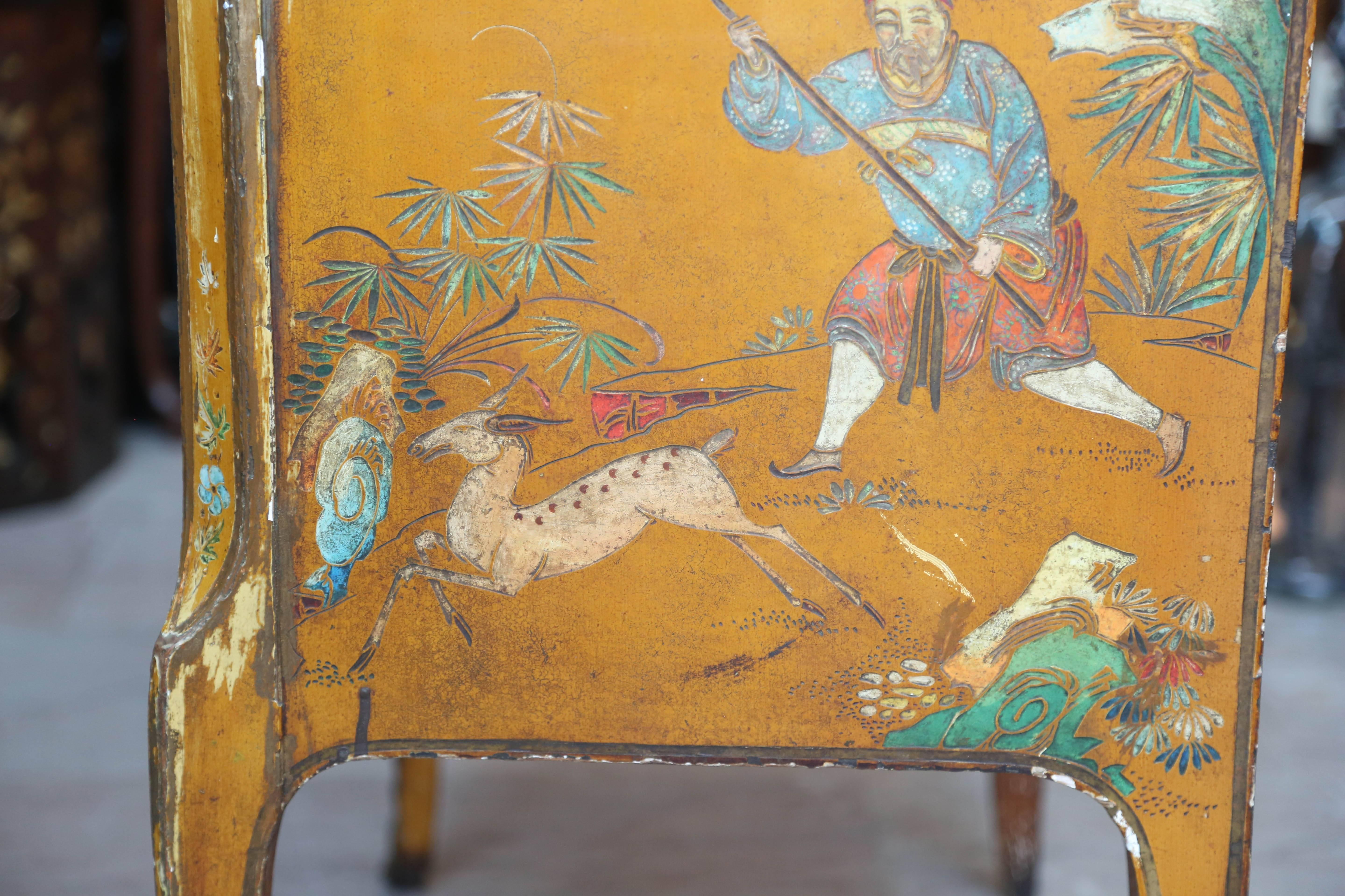 Superb 19th Century Chinoiserie Petite Commode 4