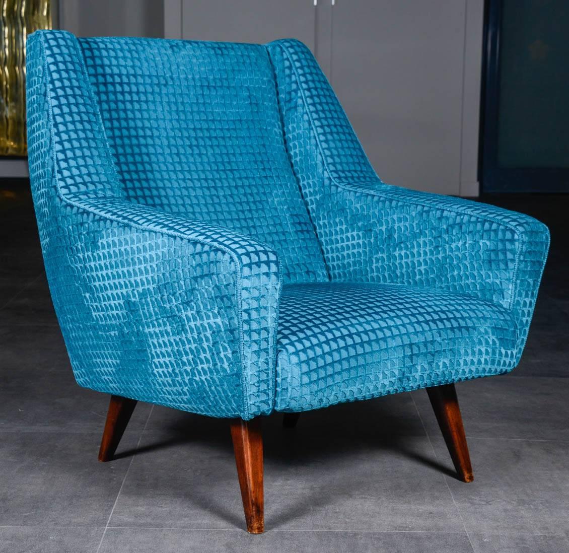 Italian Pair of Blue Velvet Vintage Armchairs at cost price.